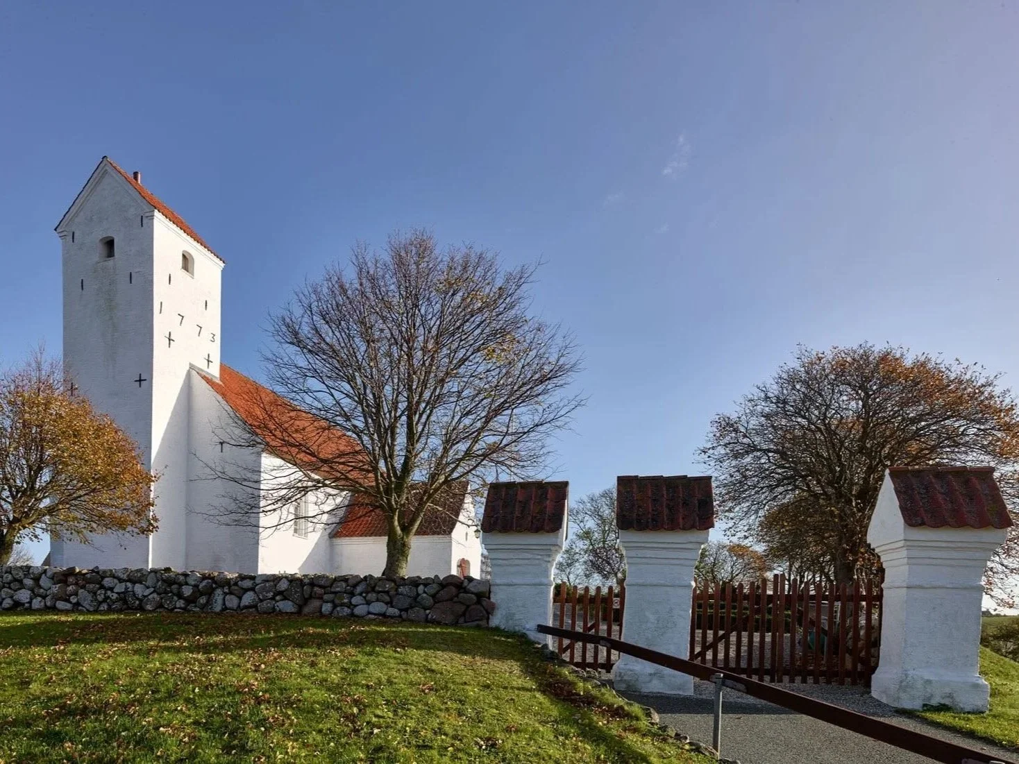 Helgenæs Kirke
