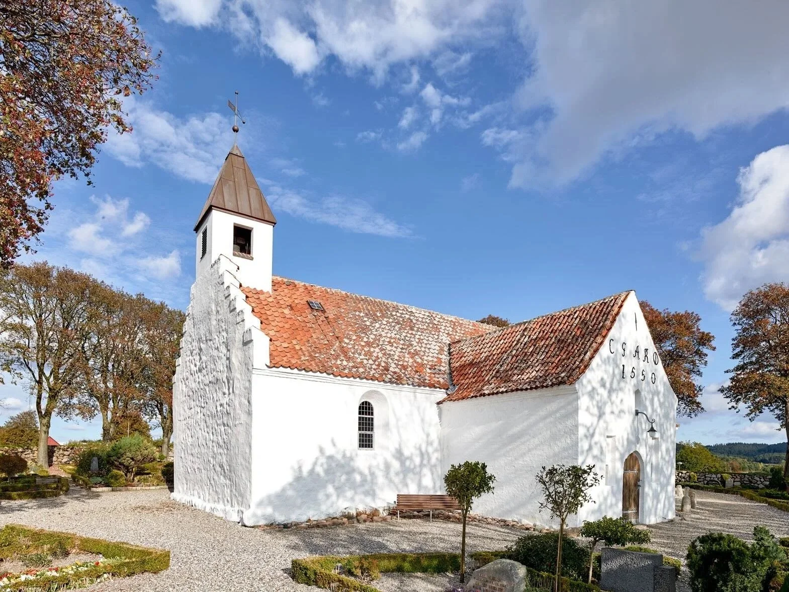 Knebel Kirke