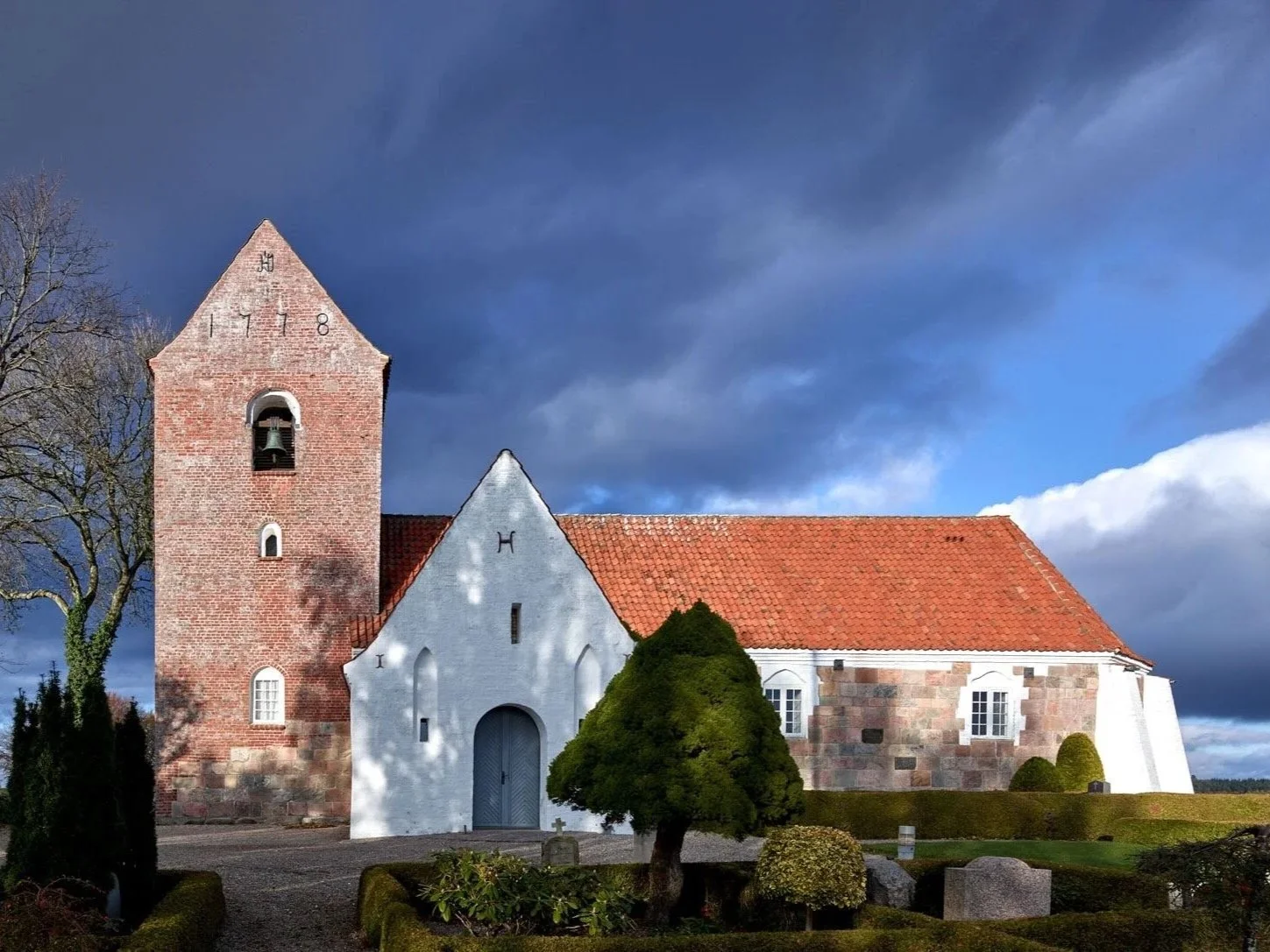 Tøstrup Kirke