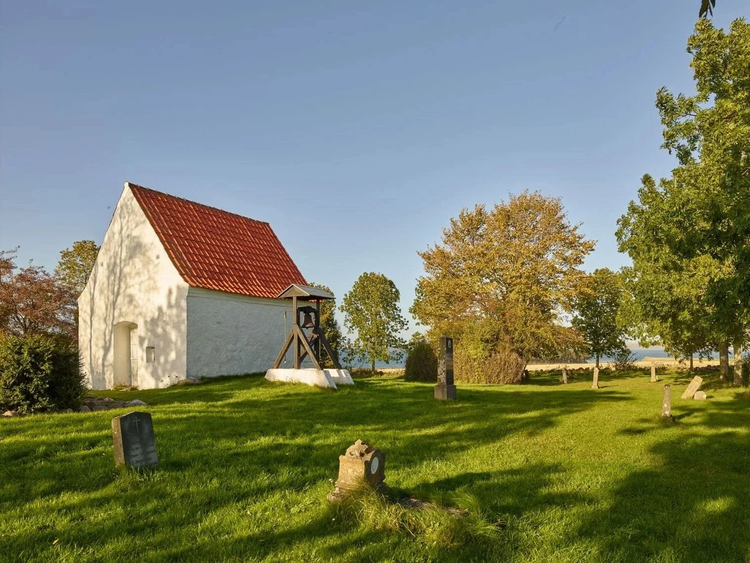 Rolsø Ødekirkegård