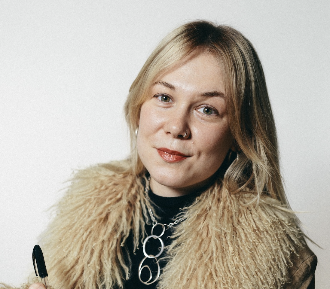 Headshot Nikki Rosen.png