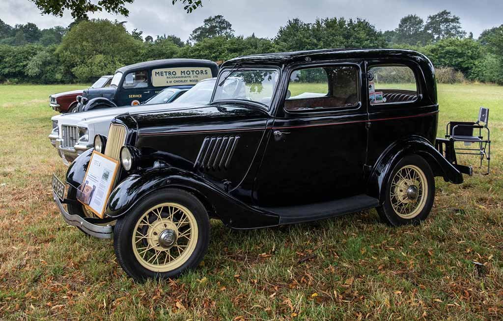 Classic-Vehicles-Show-Chiltern-Open-Air-Museum-1024px.jpg