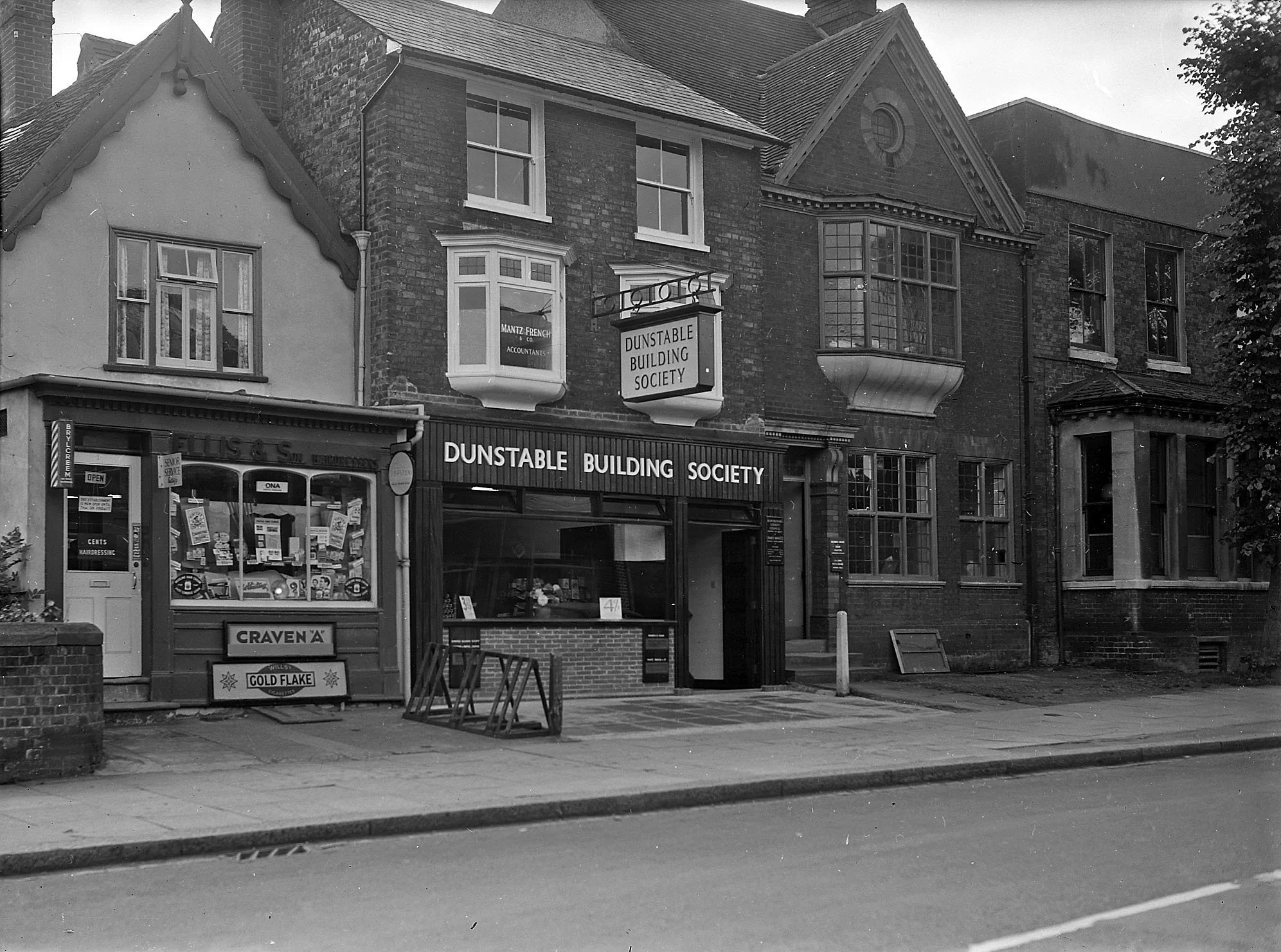 Buildings in Storage: Dunstable Shop