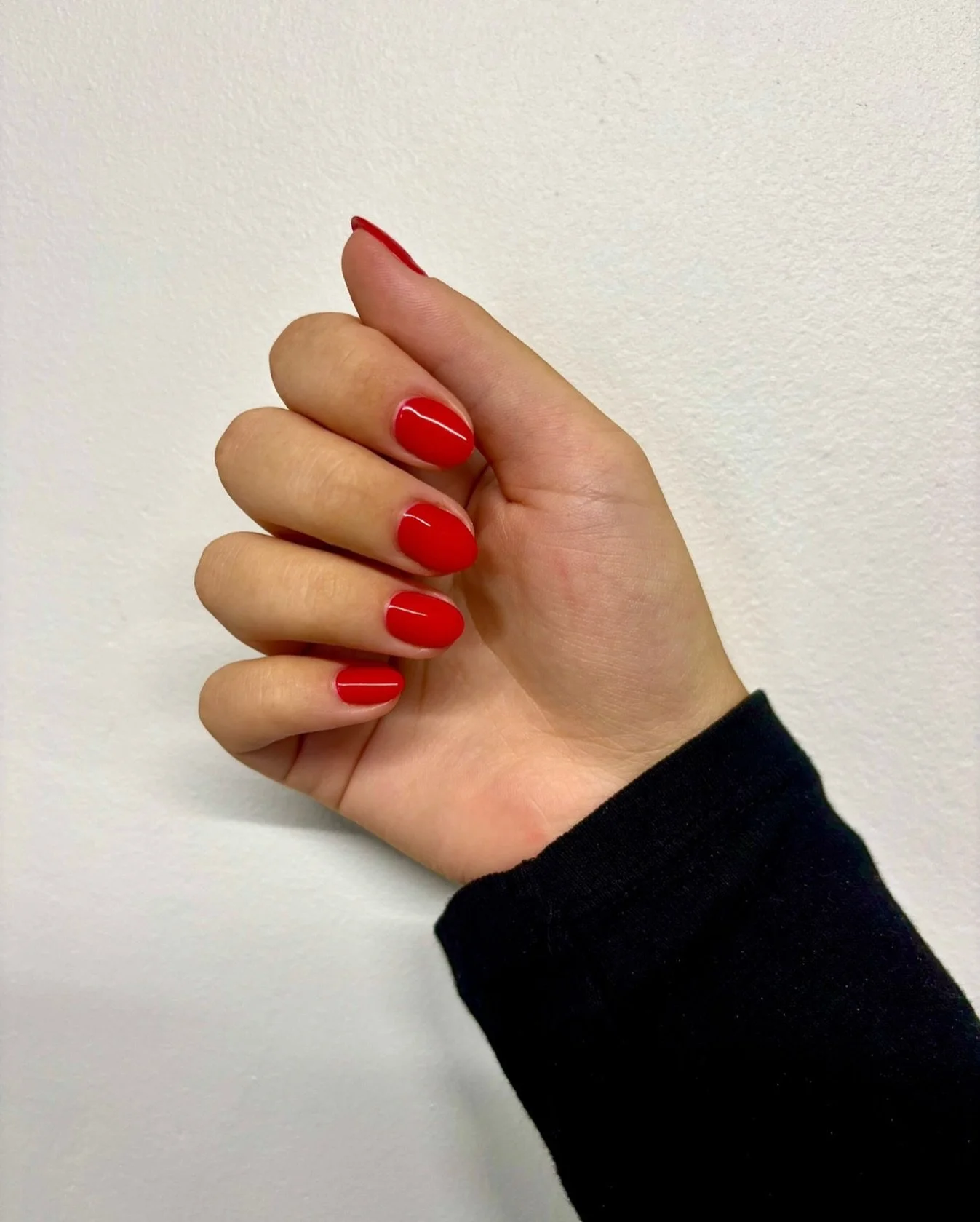 Red is always in season 🍒🍓❤️