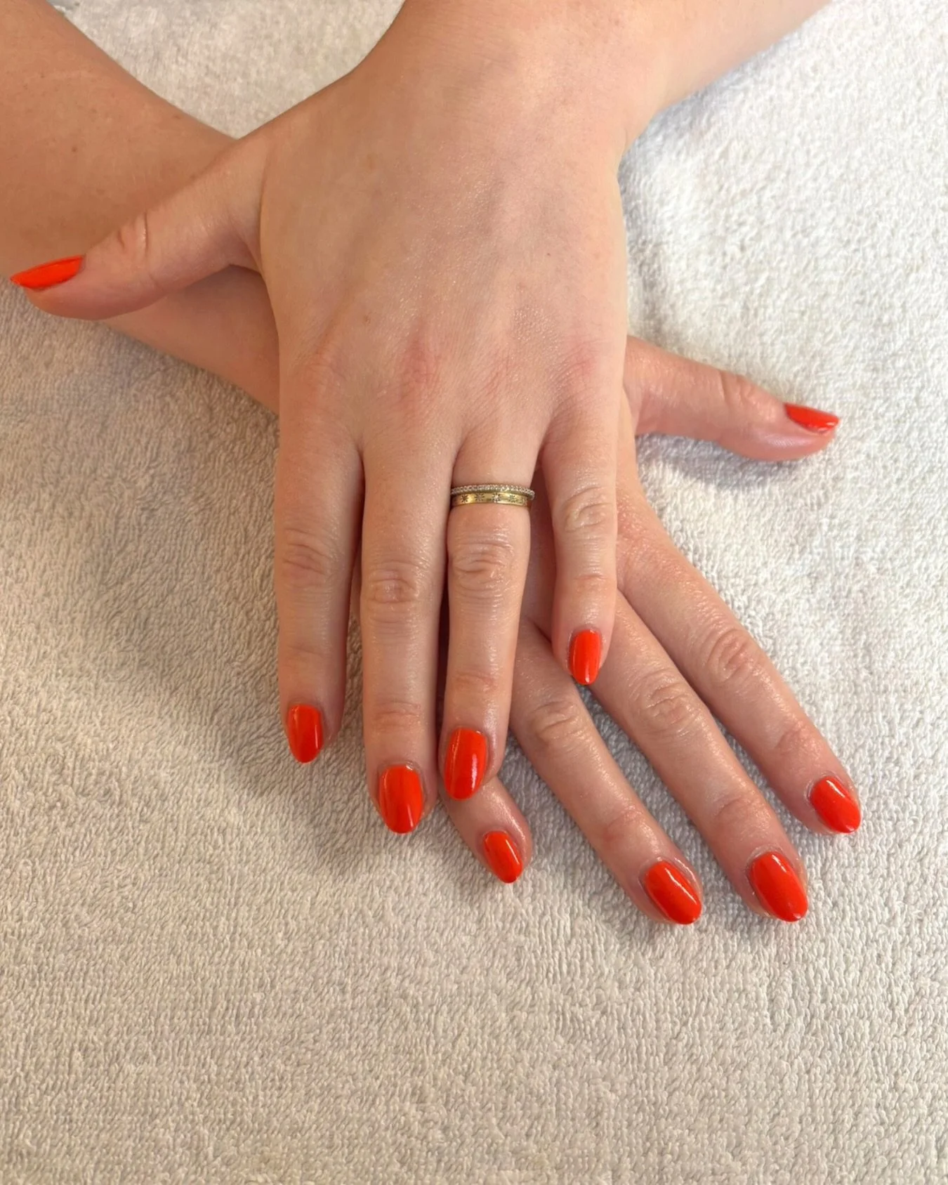 Is it too early to start thinking about Christmas nails&hellip;? Because we definitely are 🎄💅

What shade are you feeling this year?