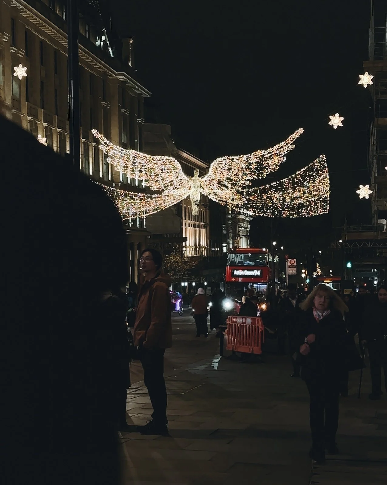 ✨Looking for the ultimate guide to Christmas in London? 🎅

Drop a &lsquo;🎄&rsquo; in the comments, and I&rsquo;ll send you my FREE map of the best festive spots around the city! From dazzling lights to cozy markets, I&rsquo;ve got all the hidden ge