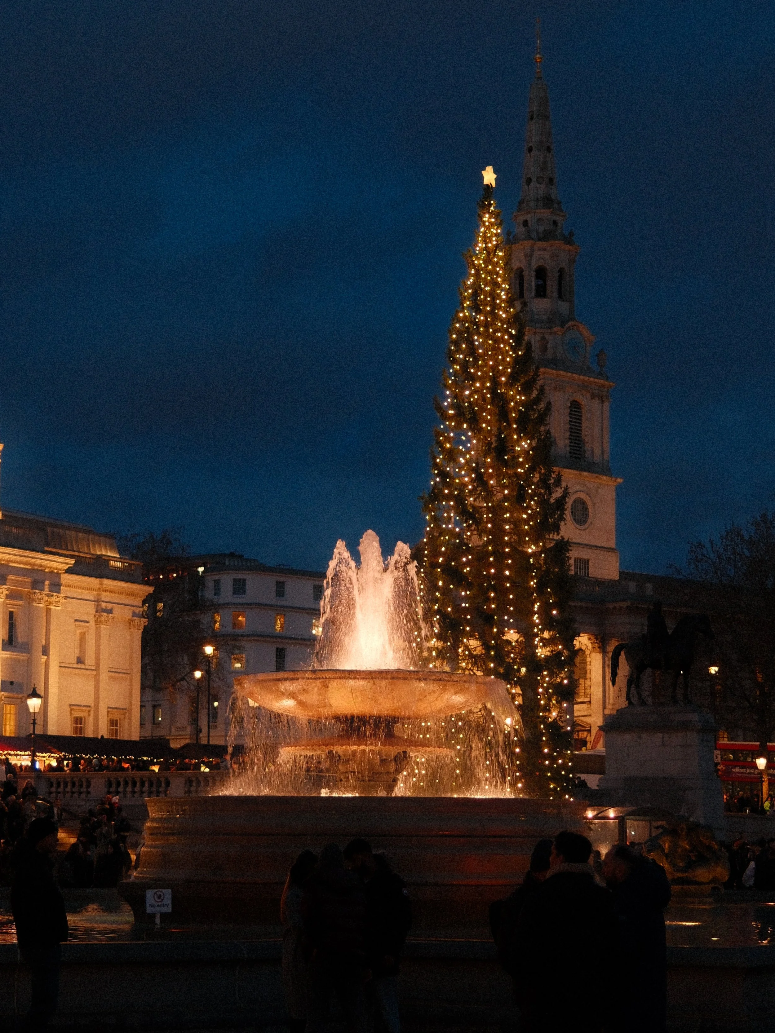 20 Magical December Only Experiences in London