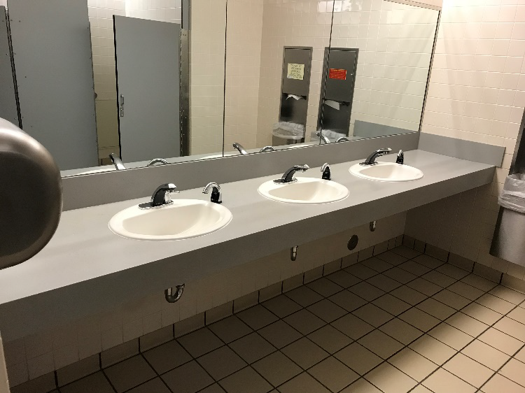 DFAS Restroom 006.png