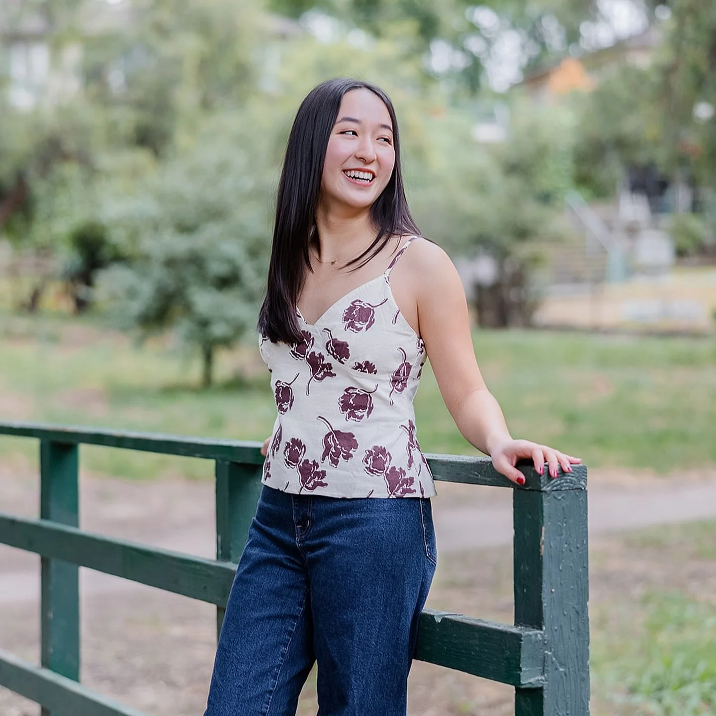 It&rsquo;s always so special when I get to photograph seniors I&rsquo;ve known since they were toddlers. 😭

#seniorportraits #ocphotographer #fullertonphotographer