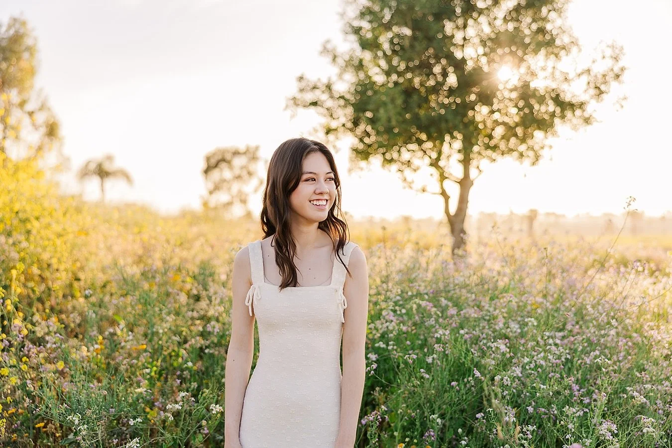 The flower fields were a hit for senior sessions this spring! The perfect place to celebrate your new chapter! 🌷☀️

#seniorphotographer #sealbeachphotographer #seniorphotos #ocphotographer