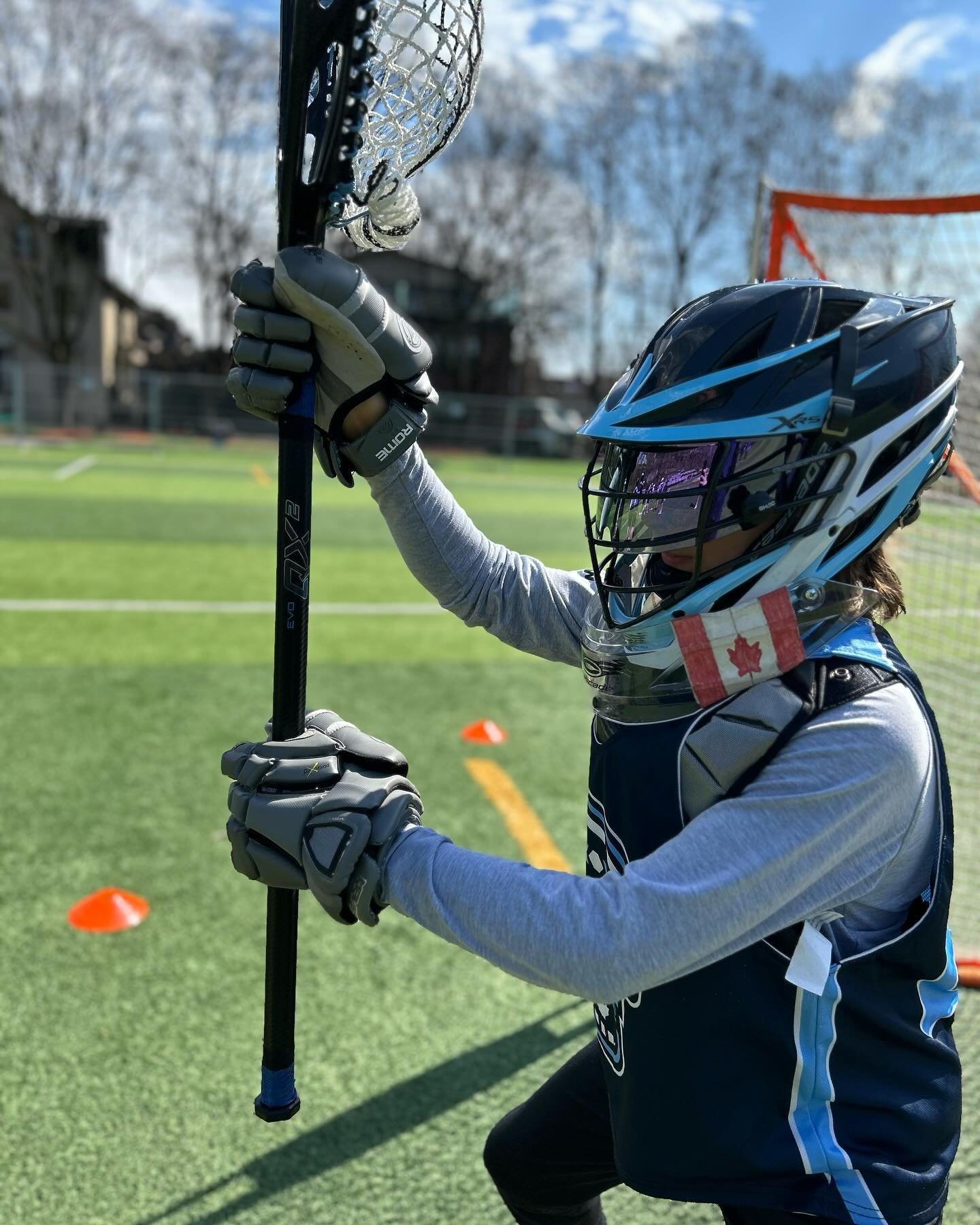 Sun block is crucial 😎 
&bull;
&bull;
&bull;
&bull;
&bull;
#TopLacrosse #TopLacrosseClub #Lax #Toronto #lacrosse #multisport #multisportathlete #boyslacrosse