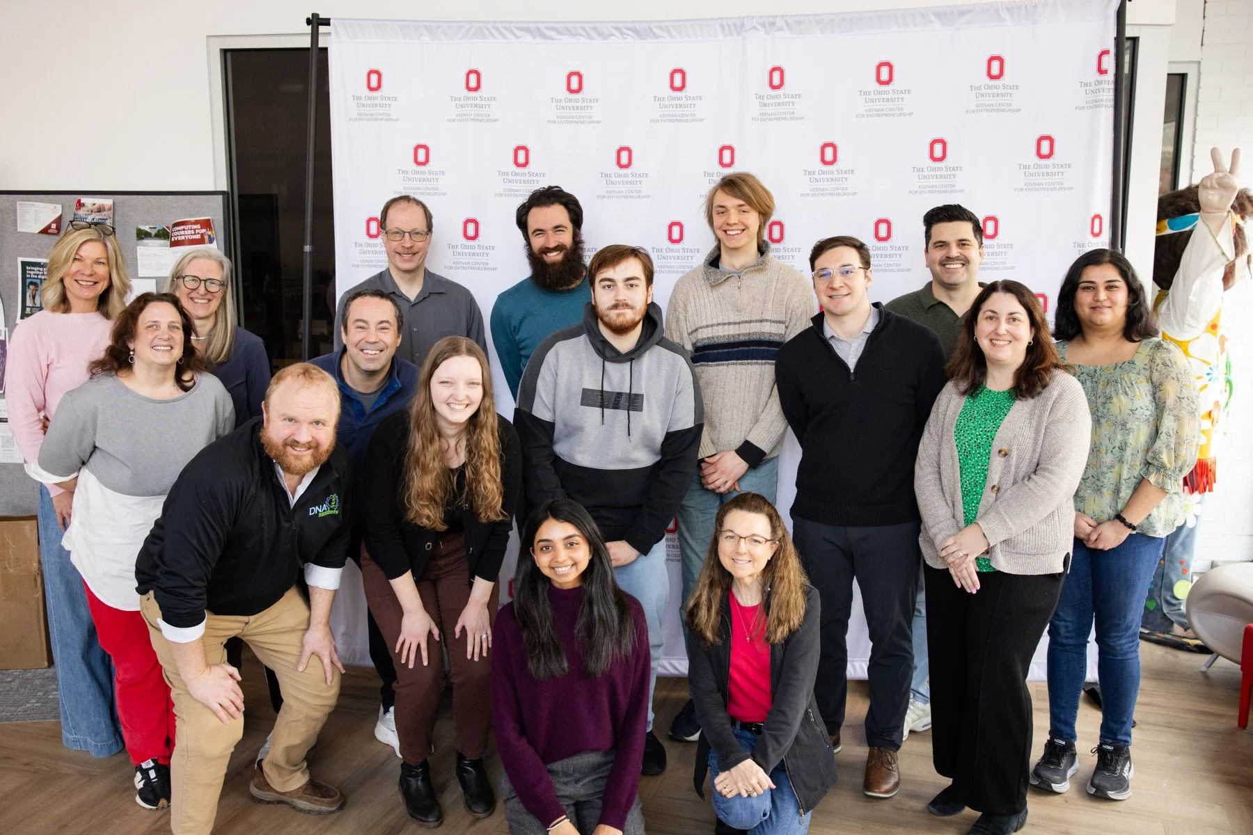 Ohio State MBA students join STEM research teams to test market route for lab ideas