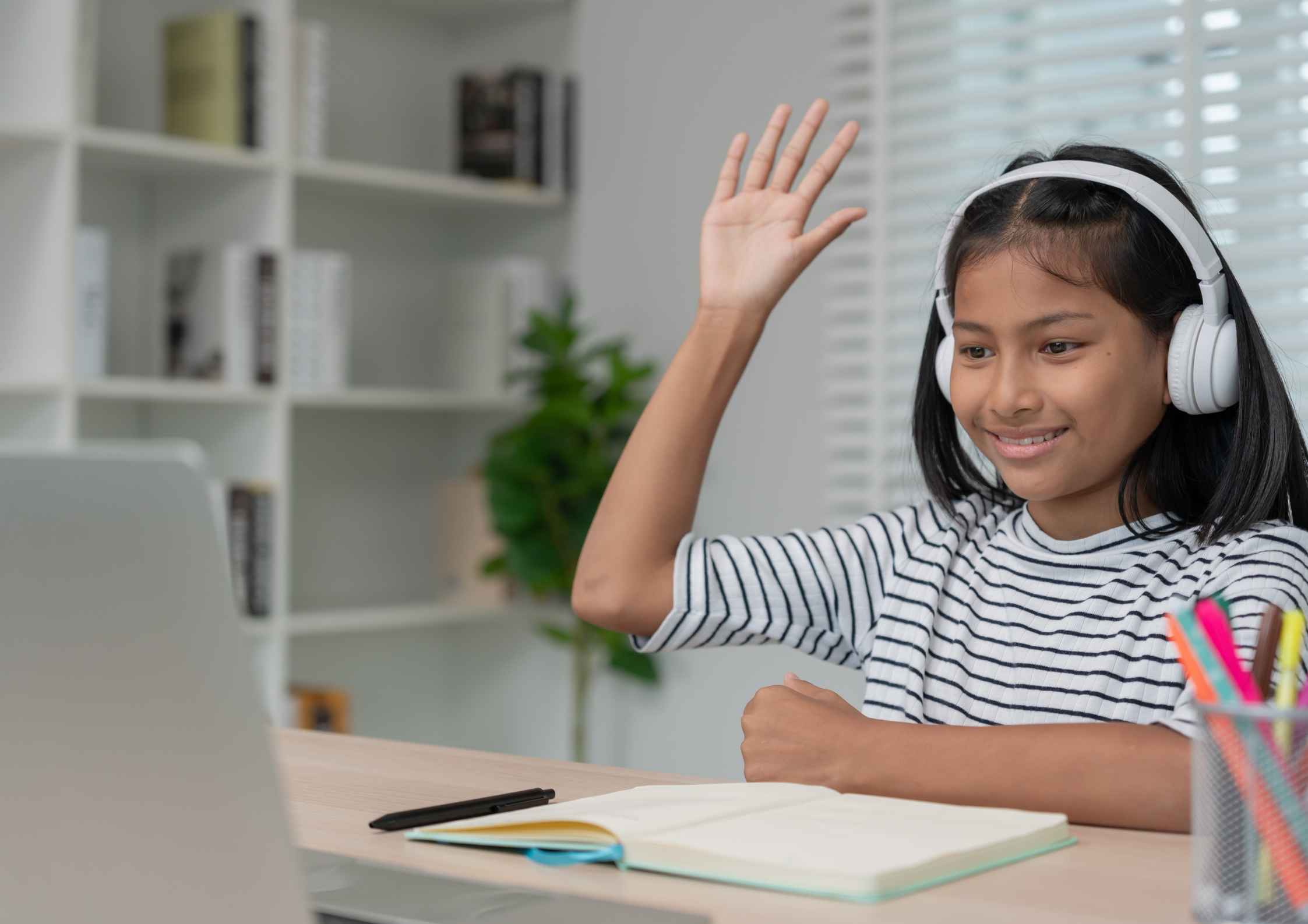Stanford review finds strongest AI tutoring results come from tools that support human tutors