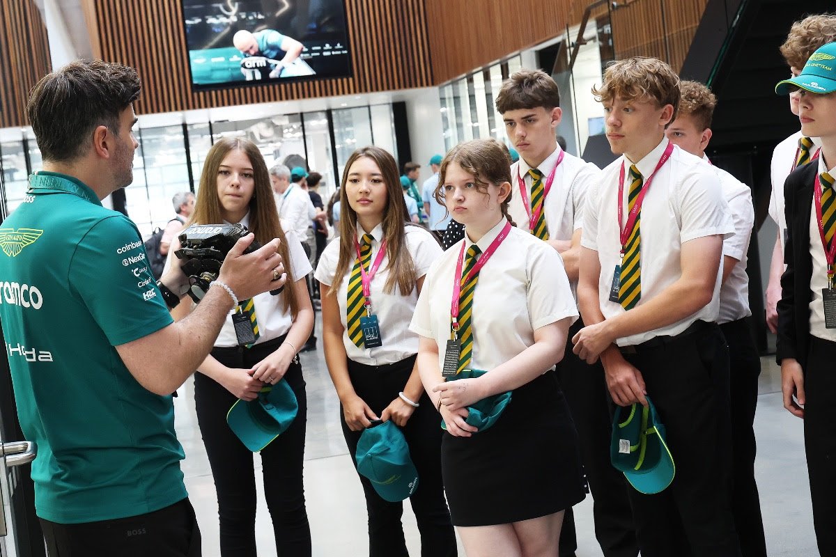 University of Warwick named first STEM Racing Centre of Excellence in Motorsport Valley