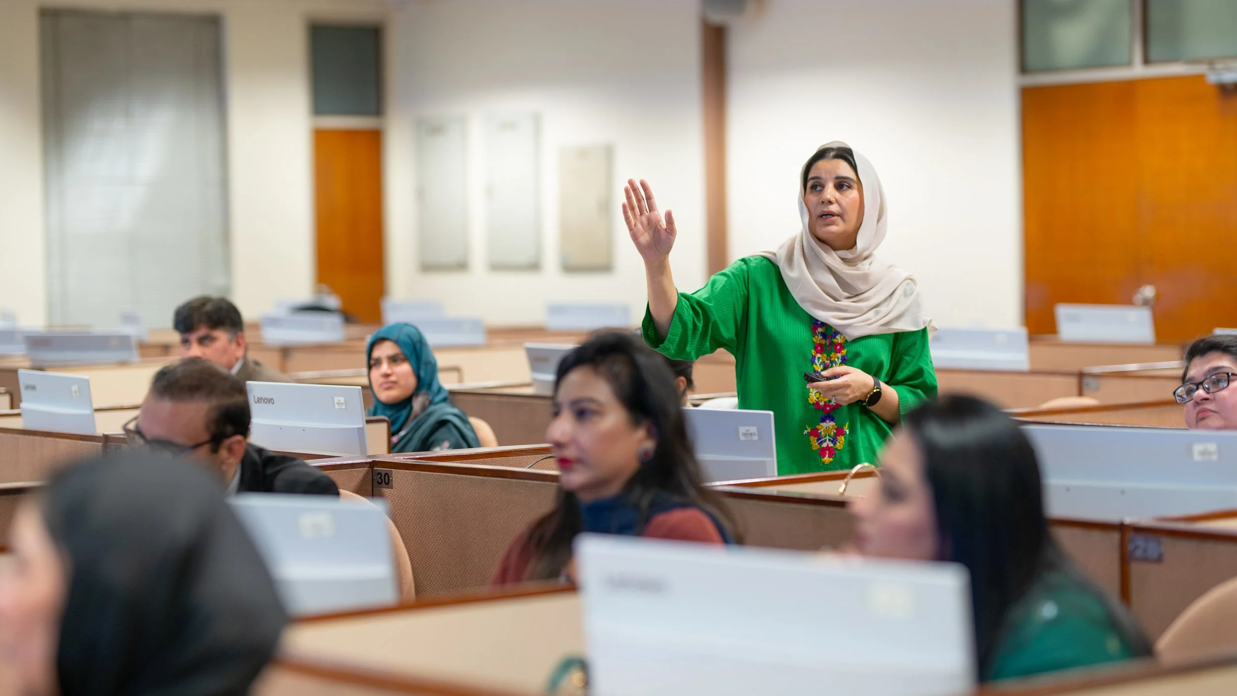 Research finds AI and social media use guided by teachers can improve learning outcomes and student wellbeing