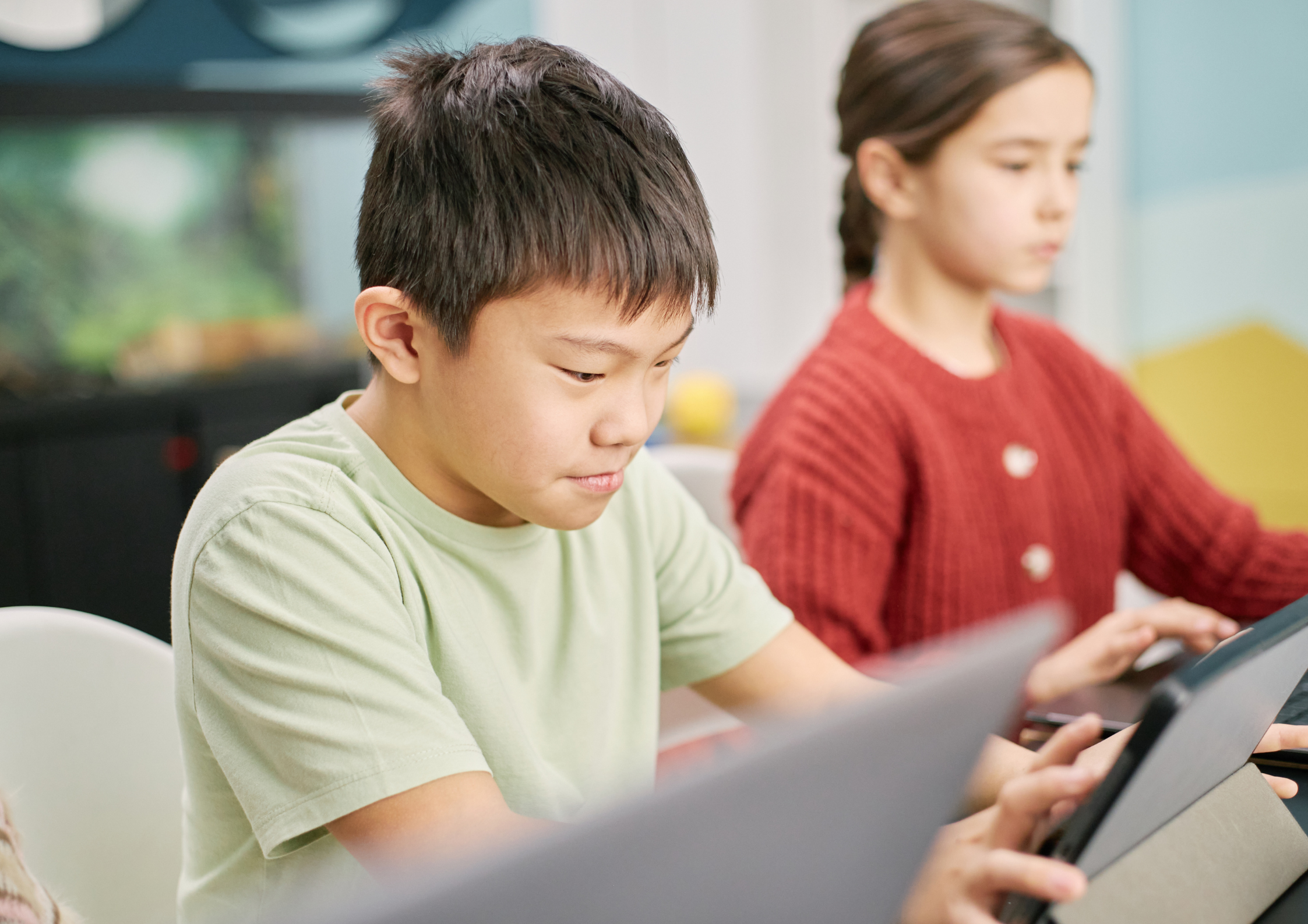 Google Classroom rolls out AI-suggested feedback for written assignments