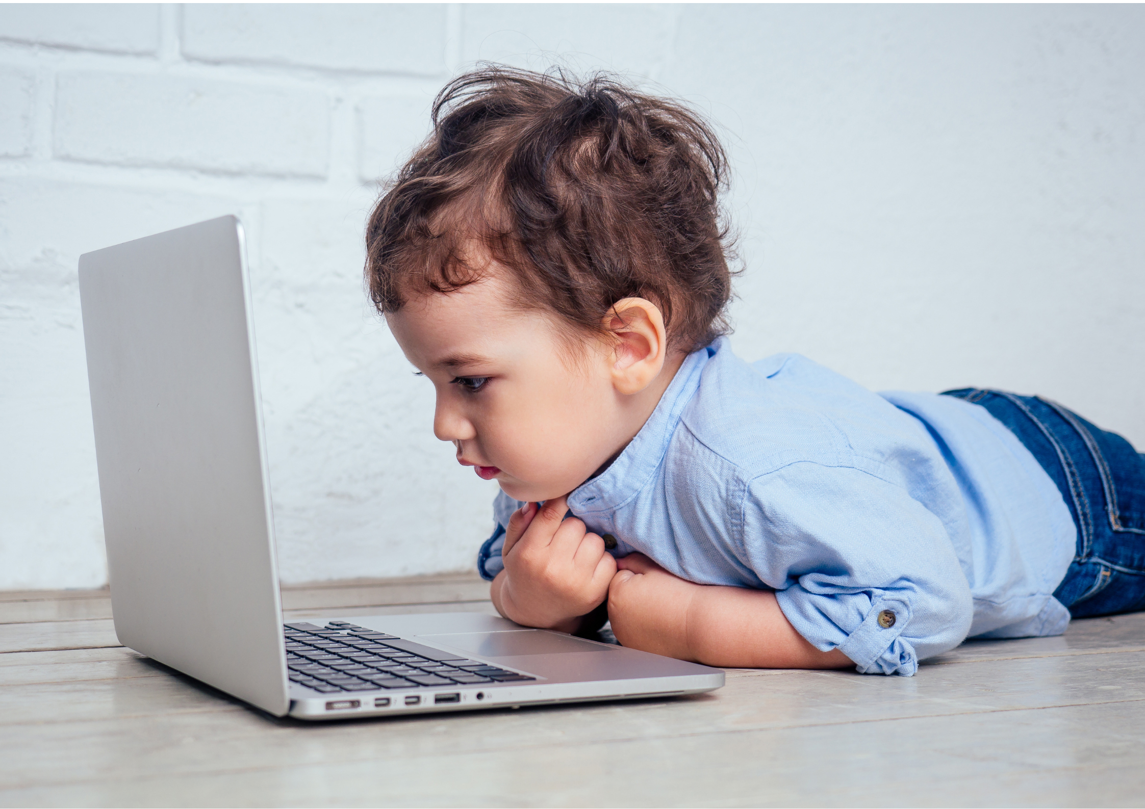 Digital Poverty Alliance and Currys scale up digital inclusion programme to help more disadvantaged families access technology