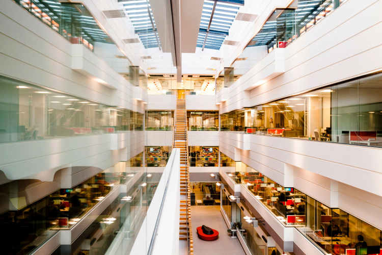 Skistern Machine University of Liverpool spin-out raises £4m for AI materials | ETIH ...