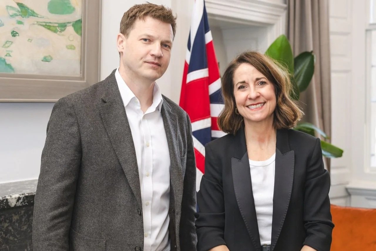 Microsoft joins UK government TechFirst program to expand AI skills training