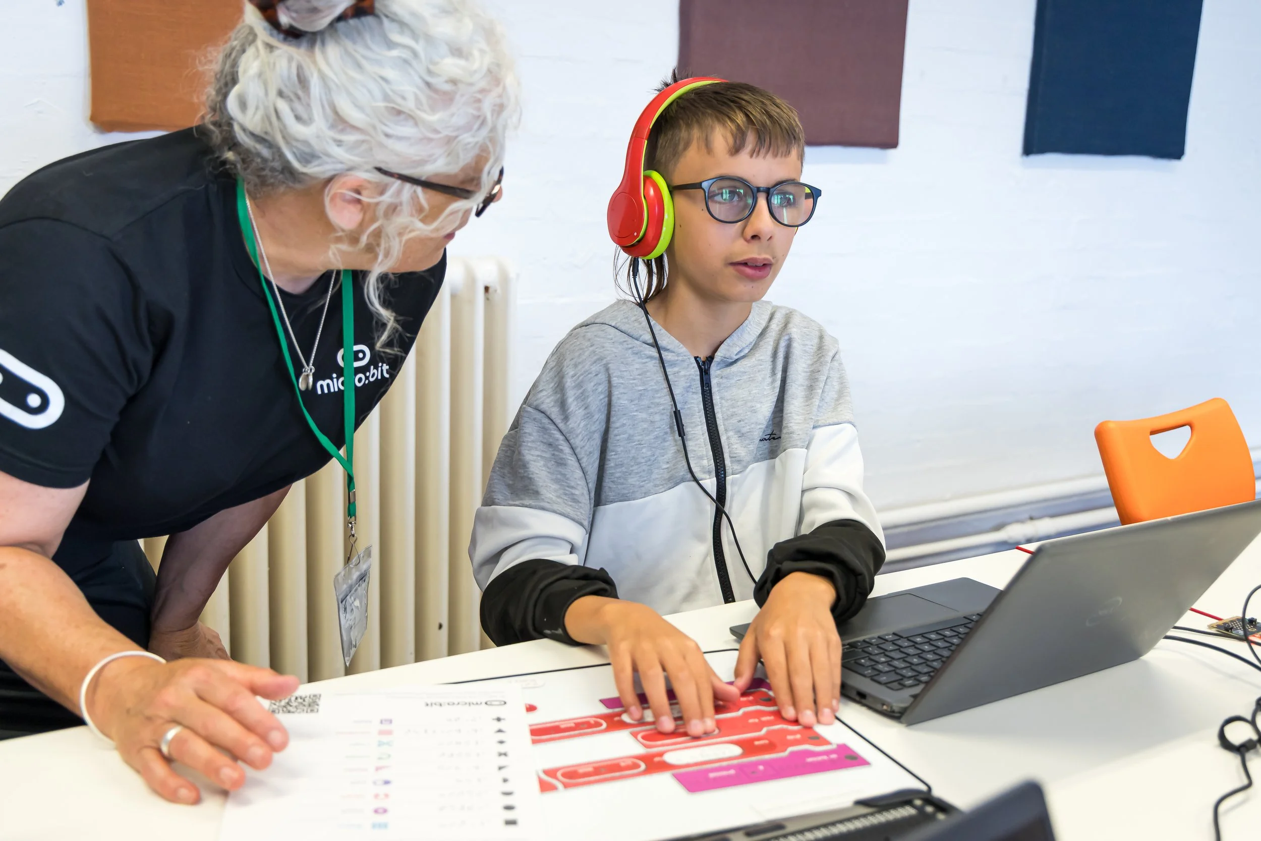 Microsoft MakeCode opens block coding to 41,506 blind and low vision children