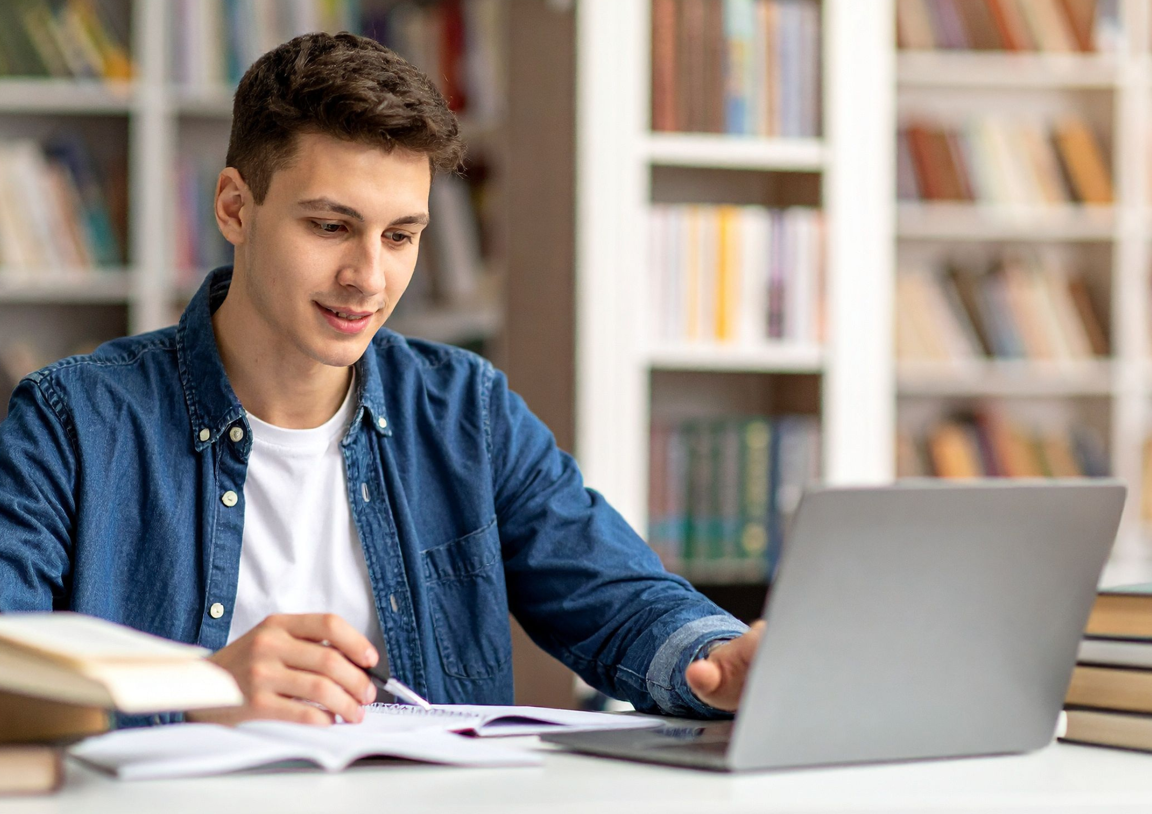 Grammarly study signals higher student retention and GPA gains at Florida Atlantic University