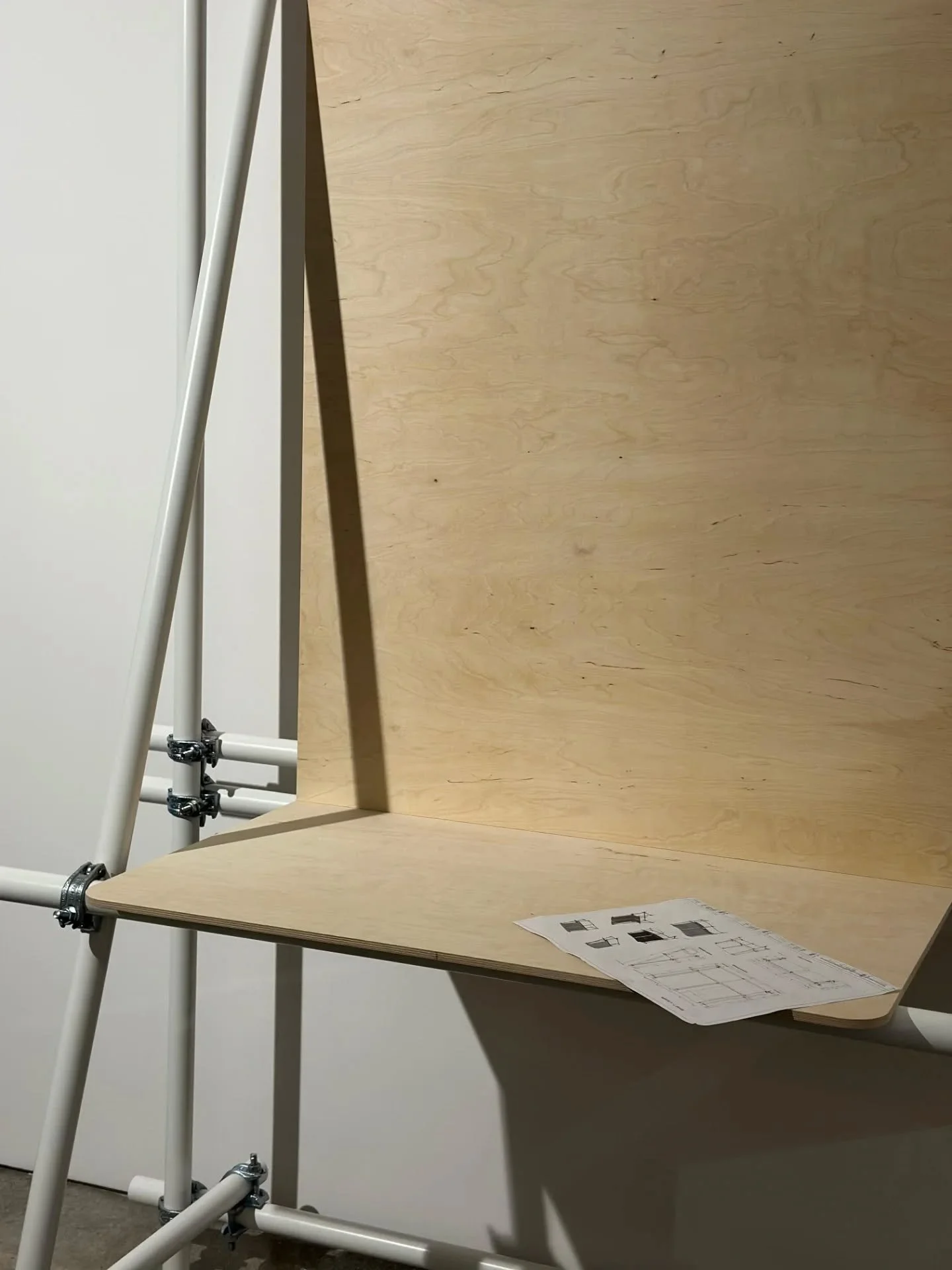 Contemporar Exhibition kit