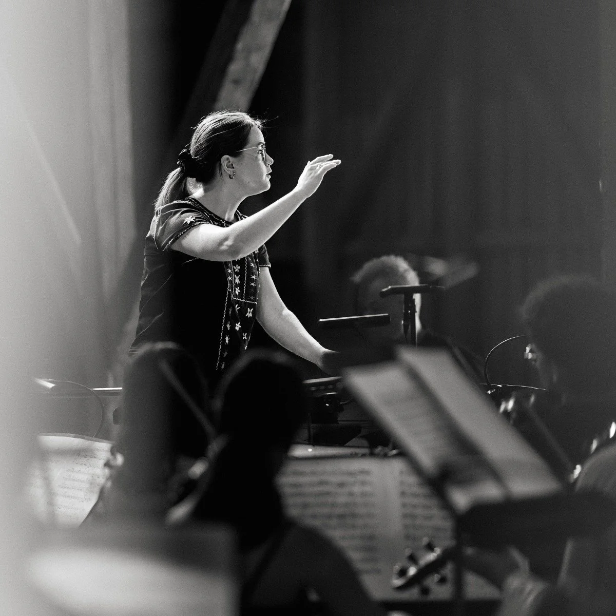 ✨Are you an aspiring conductor eager to elevate your artistry? Or a passionate violinist ready to grow into an orchestral leader? ✨
Join us for our LEAD! Labs Vienna this November. Experience inspiring coaching, world-class mentors and music-making