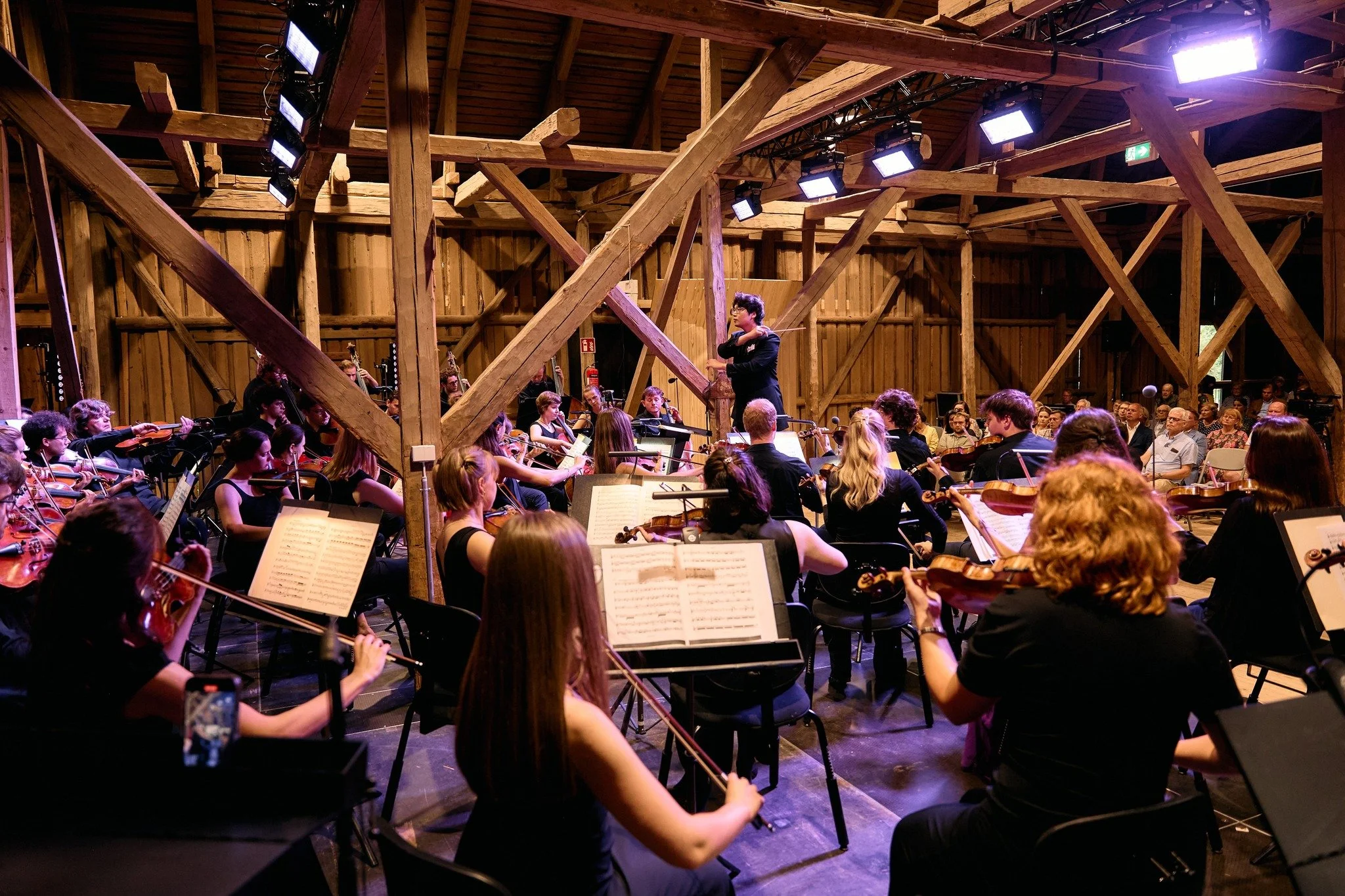 📣 Calling all conductors! 📣

The registration period for our LEAD! Lab in Vienna for conductors is still open until 22nd November! This 2-day masterclass will hold discussions and seminars with our mentors Jukka-Pekka Saraste, Sophie Heinrich and S