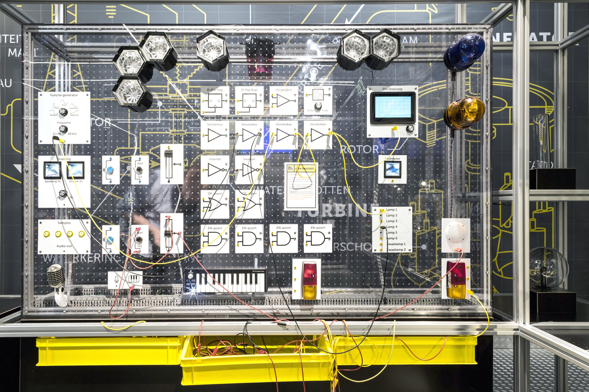2021-Museon-Discoverlab (19 van 22)-system-board-interactive-exhibit-exhibition-design-designwolf.jpg