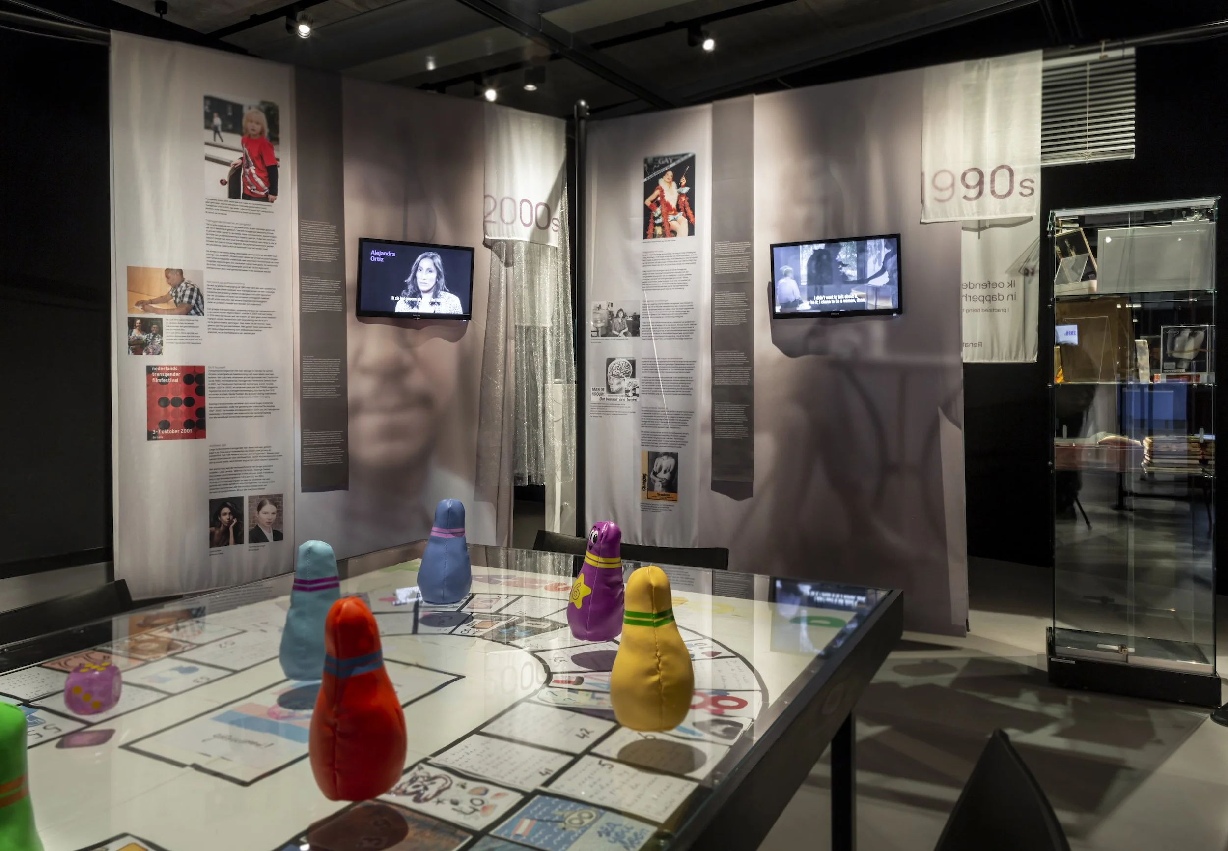 vrijheidsmuseum_18-ihlia-transgender-trans-historie-geschiedenis-expositie-ontwerp-exhibition-design-boardgame-designwolf.JPG