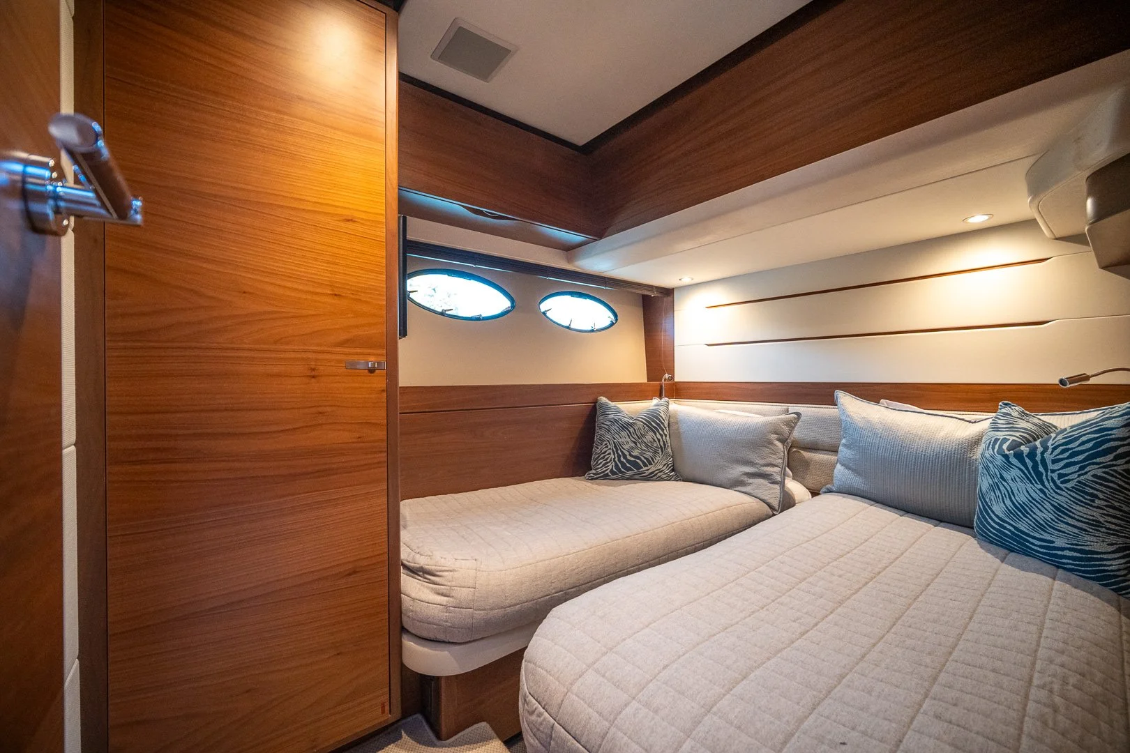 Princess 68 Flybridge
