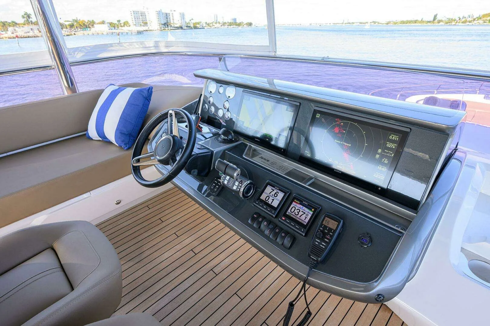 Princess Y72 (19).jpeg