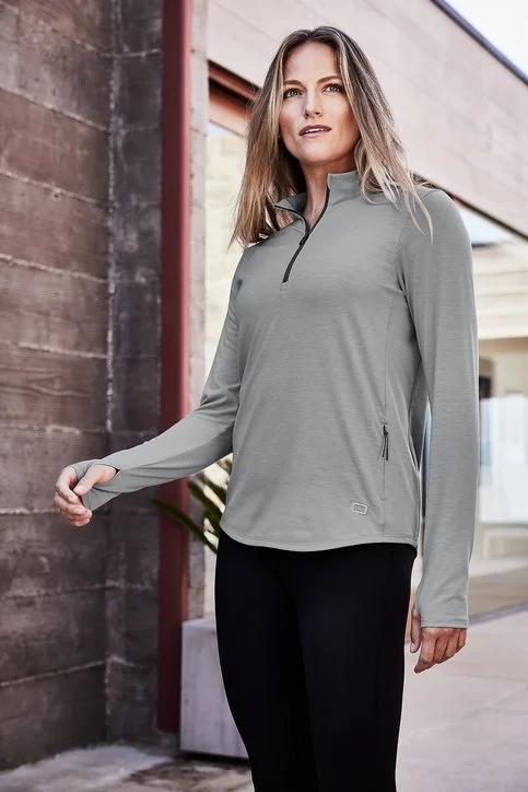 624Wx724H-31611-7-LOG153GreystoneModelLifestyleSP24.jpg