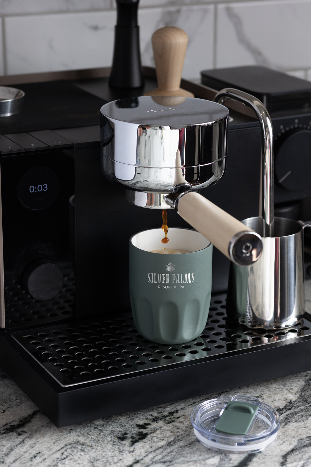 Holiday26_1602-49_espresso.png