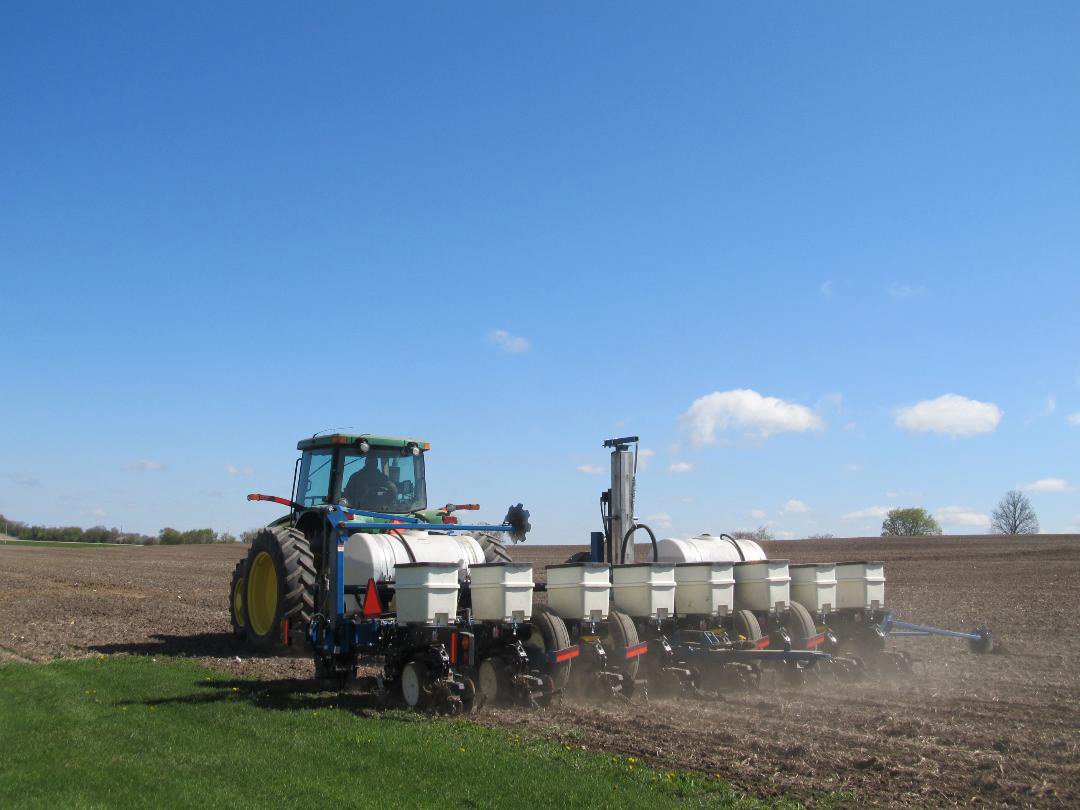 wisconsin-family-farm.jpg