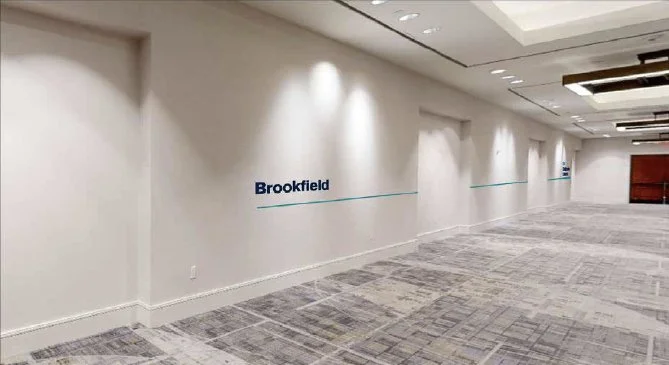  SOUTH HALLWAY  ACROSS FROM THE SALONS.jpg