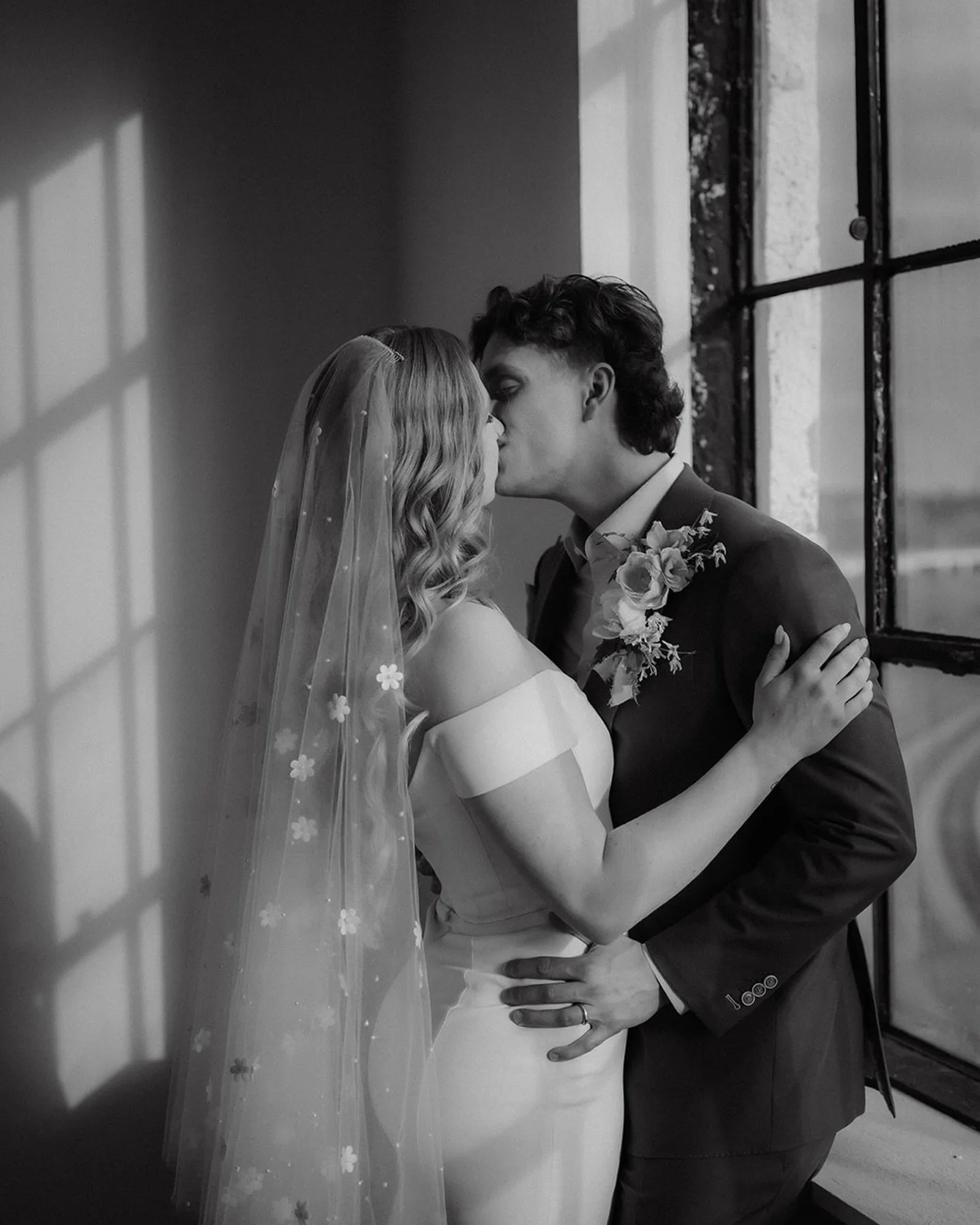 Quand le talent rencontre l&rsquo;&eacute;motion&hellip;
Ces magnifiques clich&eacute;s en noir et blanc captur&eacute;s par mon ami @jeffgagnonphoto m&rsquo;ont litt&eacute;ralement fait retomber en amour avec la photographie intemporelle.

Il y a q