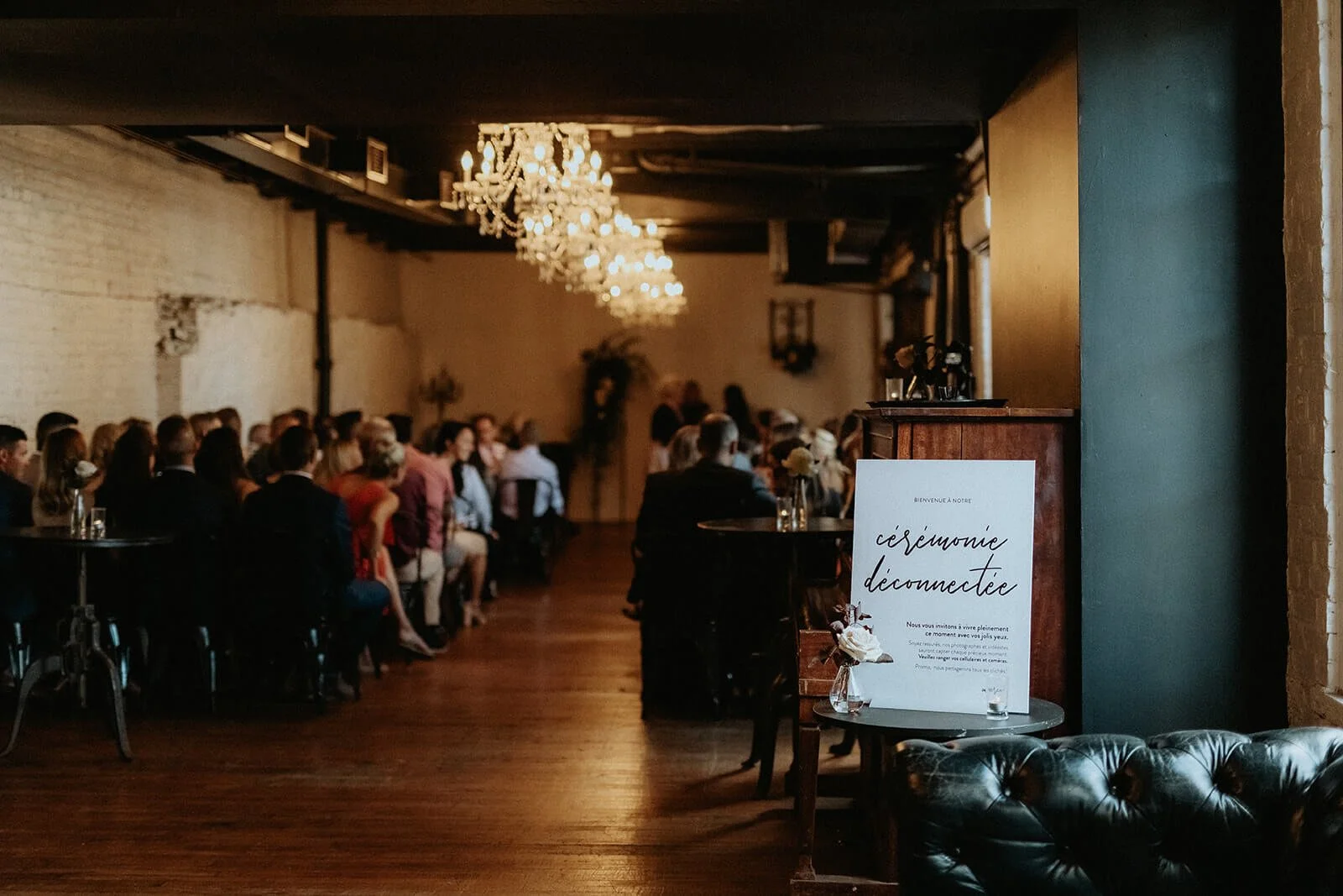 ceremonie-mariage-montreal-auberge-saint-gabriel 3.jpg