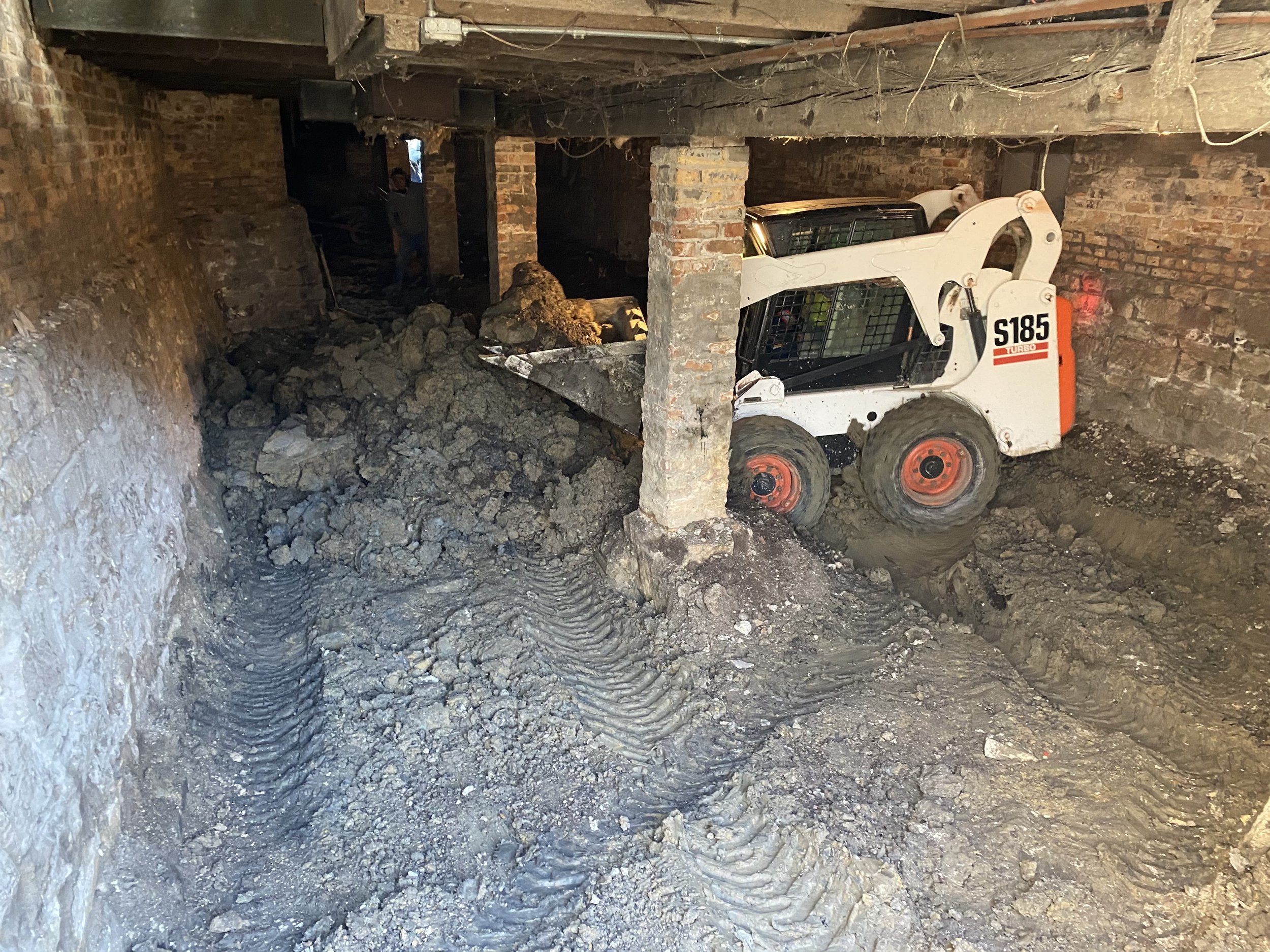 1535 Basement Dig.jpg