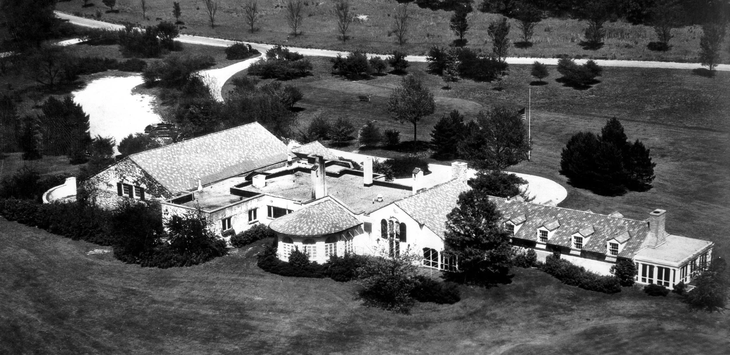 Moraine+Club+1930.jpg