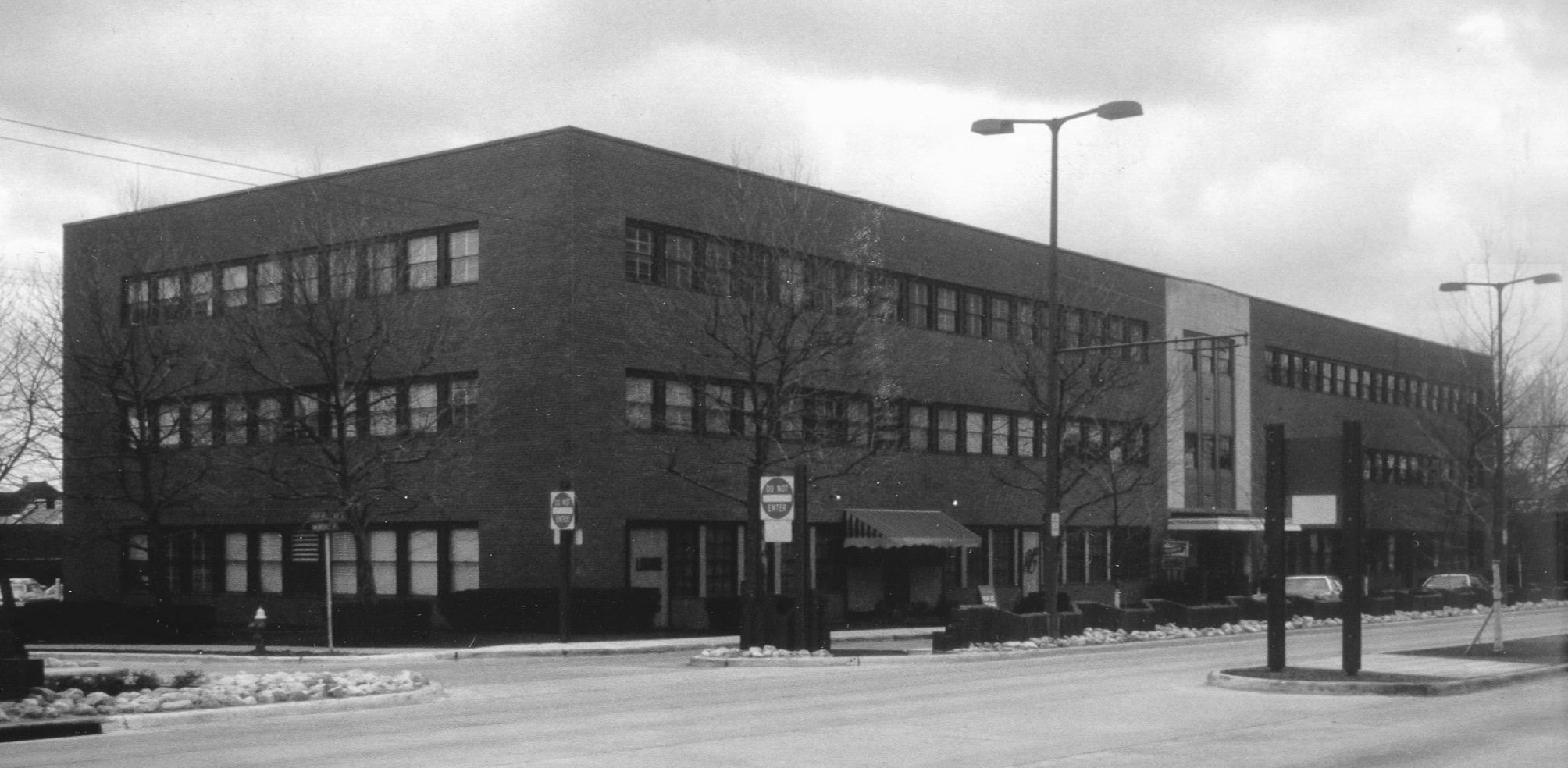 LWI+Talbott+office-Far+Hills+bw.jpg