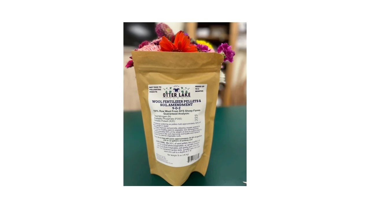 wool pellets.jpg (Copy)