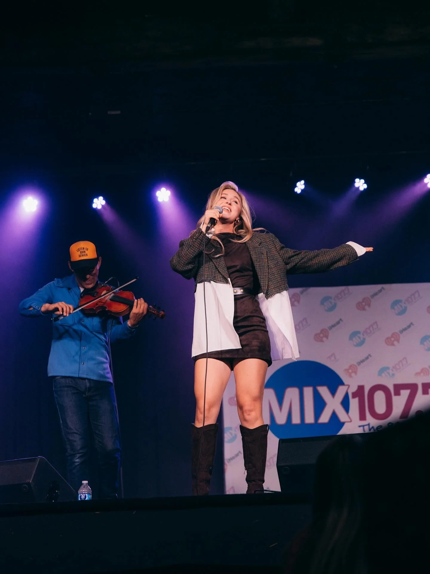Great night last night locking in w @harpergracexo and @tommygerlachmusic at @cftcsa! Thanks @zaynestar for the killer shots and general handling of the madness. Harper has a new song out rn and you should really check it out 🧡 it&rsquo;s called &ld