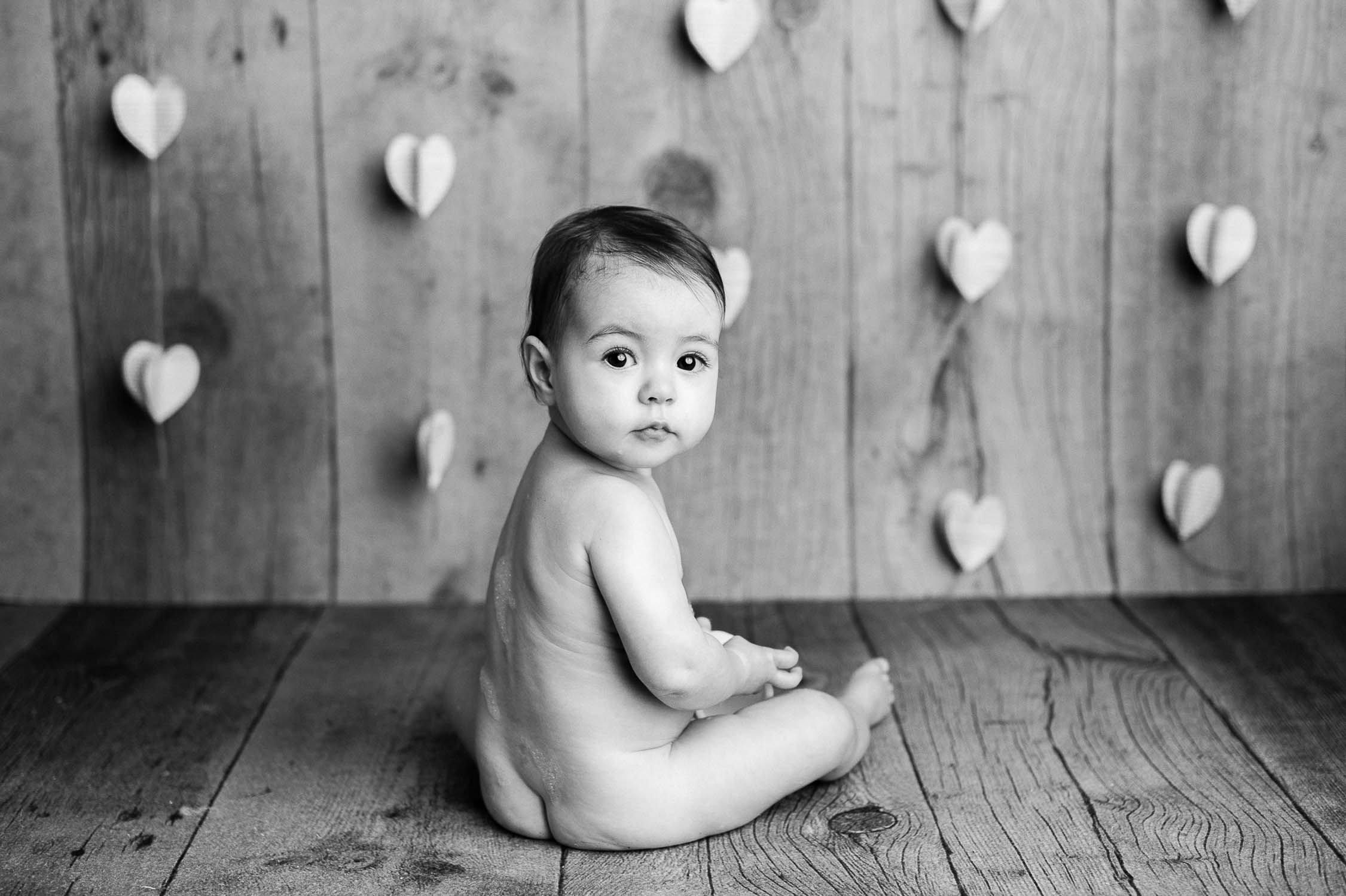 Kelowna Lake Country Okanagan Cake Smash Birthday Photographer