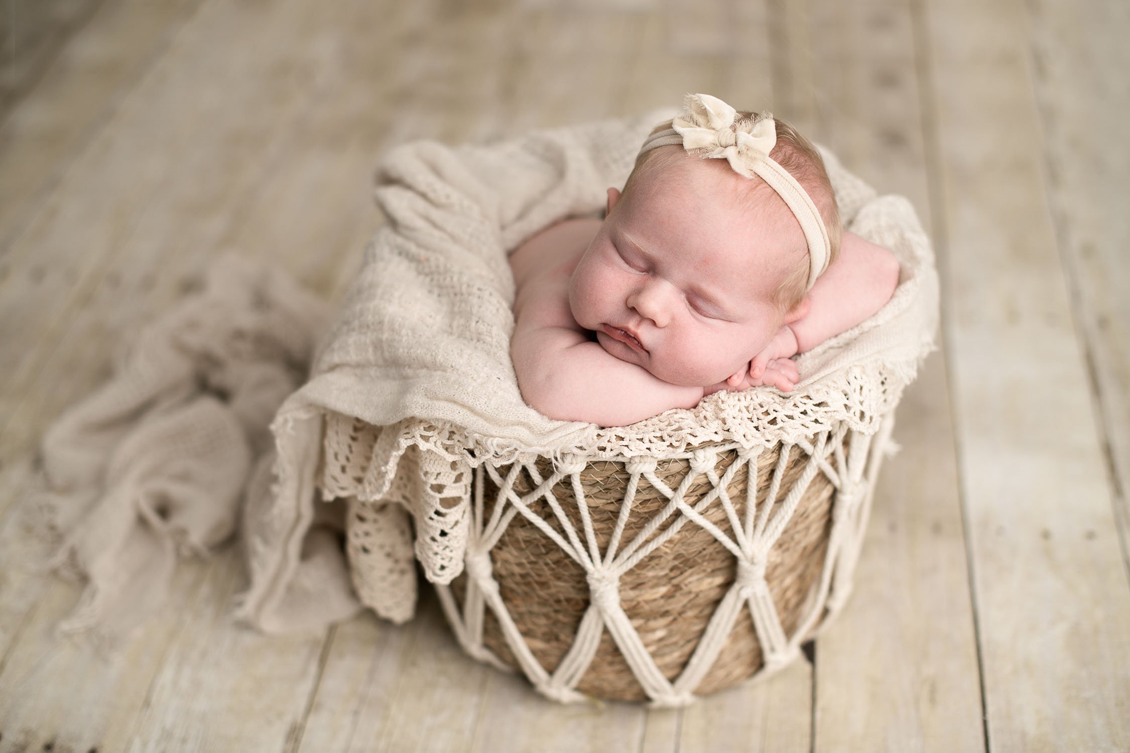 Kelowna Lake Country Okanagan Newborn Photographer