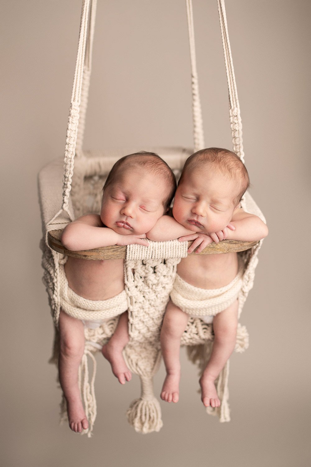 Kelowna Lake Country Okanagan Newborn Twin Photographer