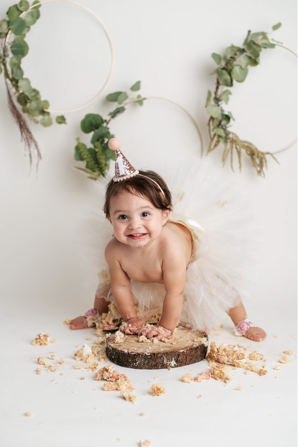 Kelowna Lake Country Okanagan Cake Smash Birthday Photographer