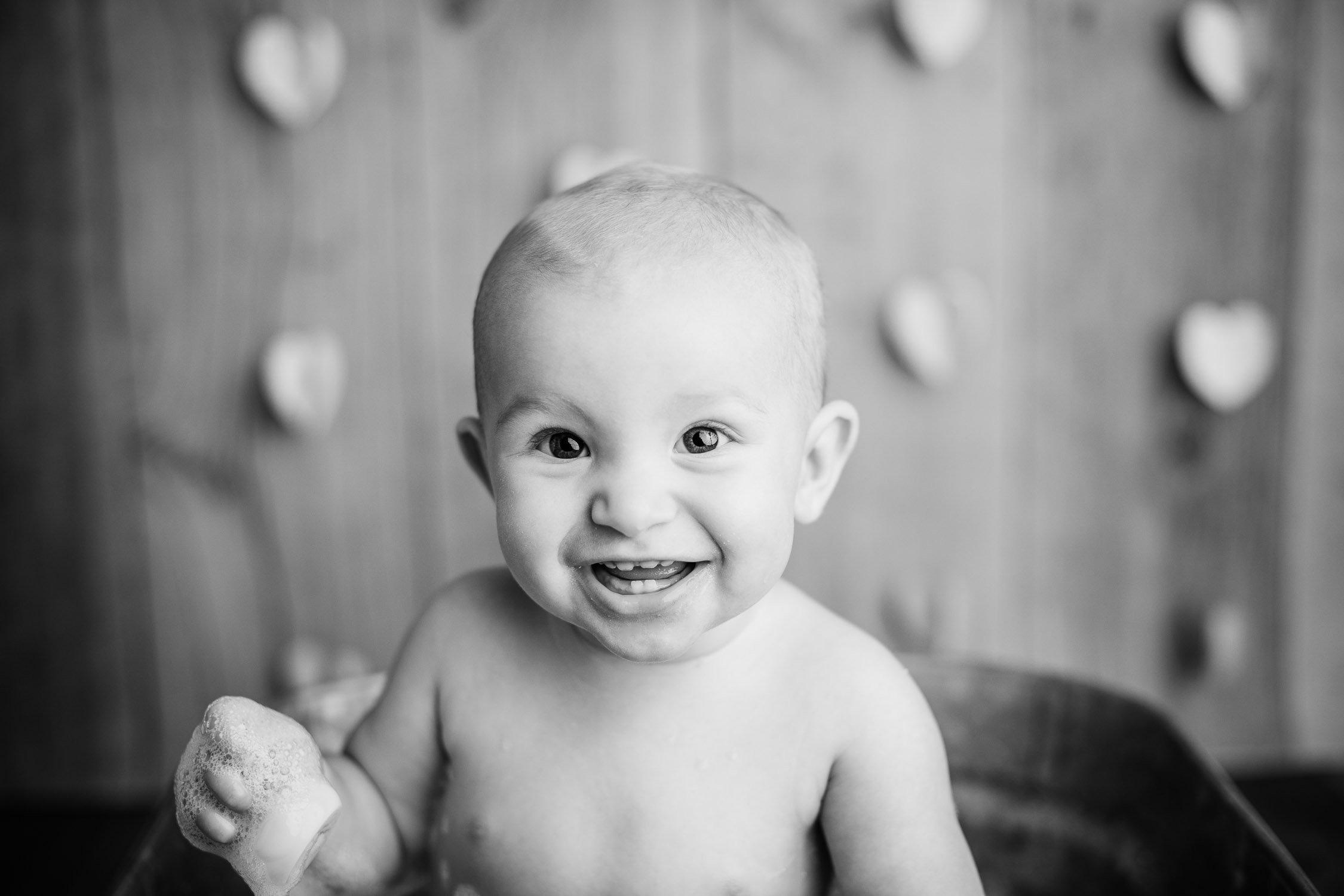 Kelowna Lake Country Okanagan Cake Smash Birthday Photographer
