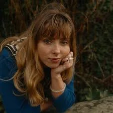 LIVE MUSIC: Maddy Tully