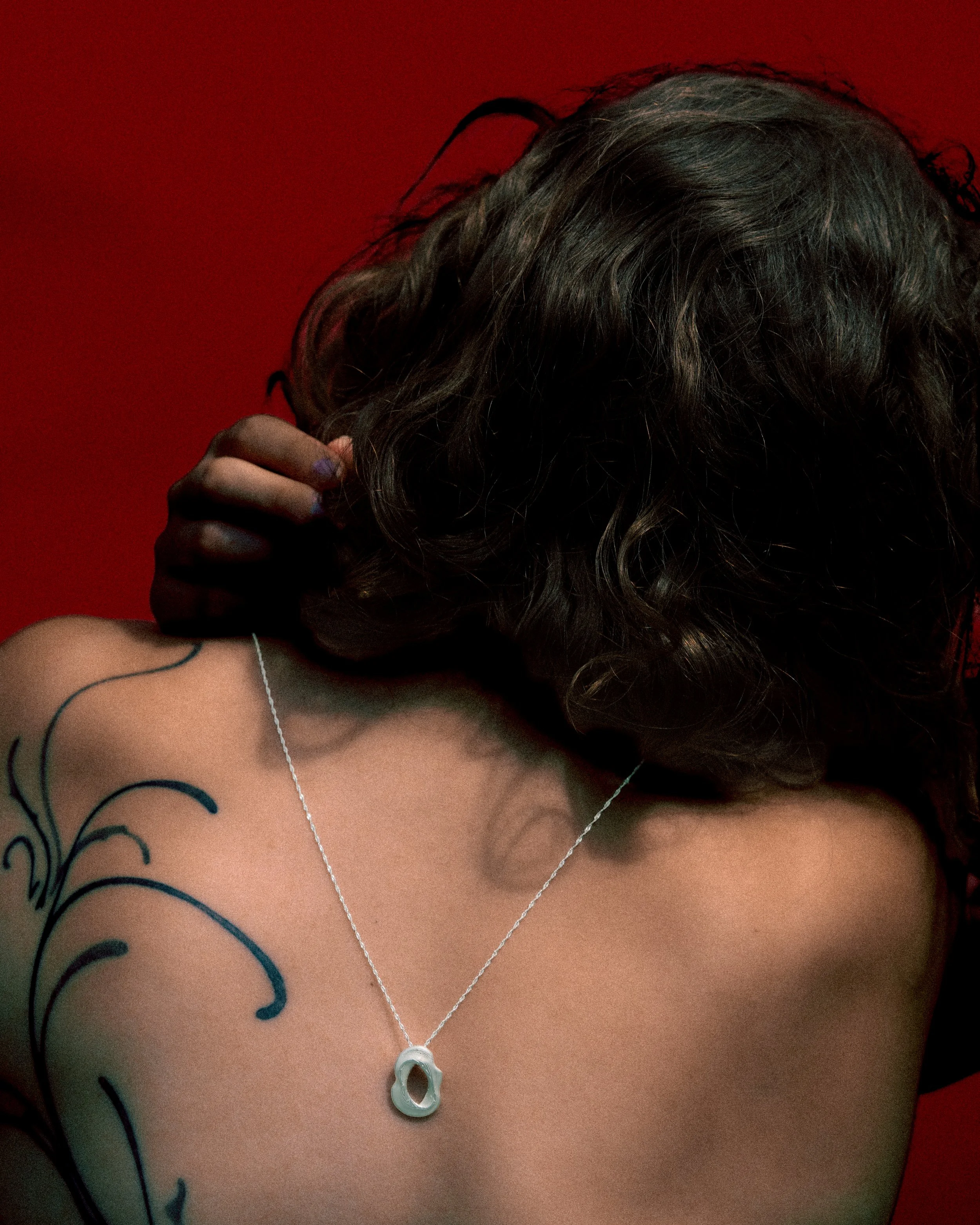 Studio_Agaea_Necklace_BackFemale_Dark_Cyan-2.jpg